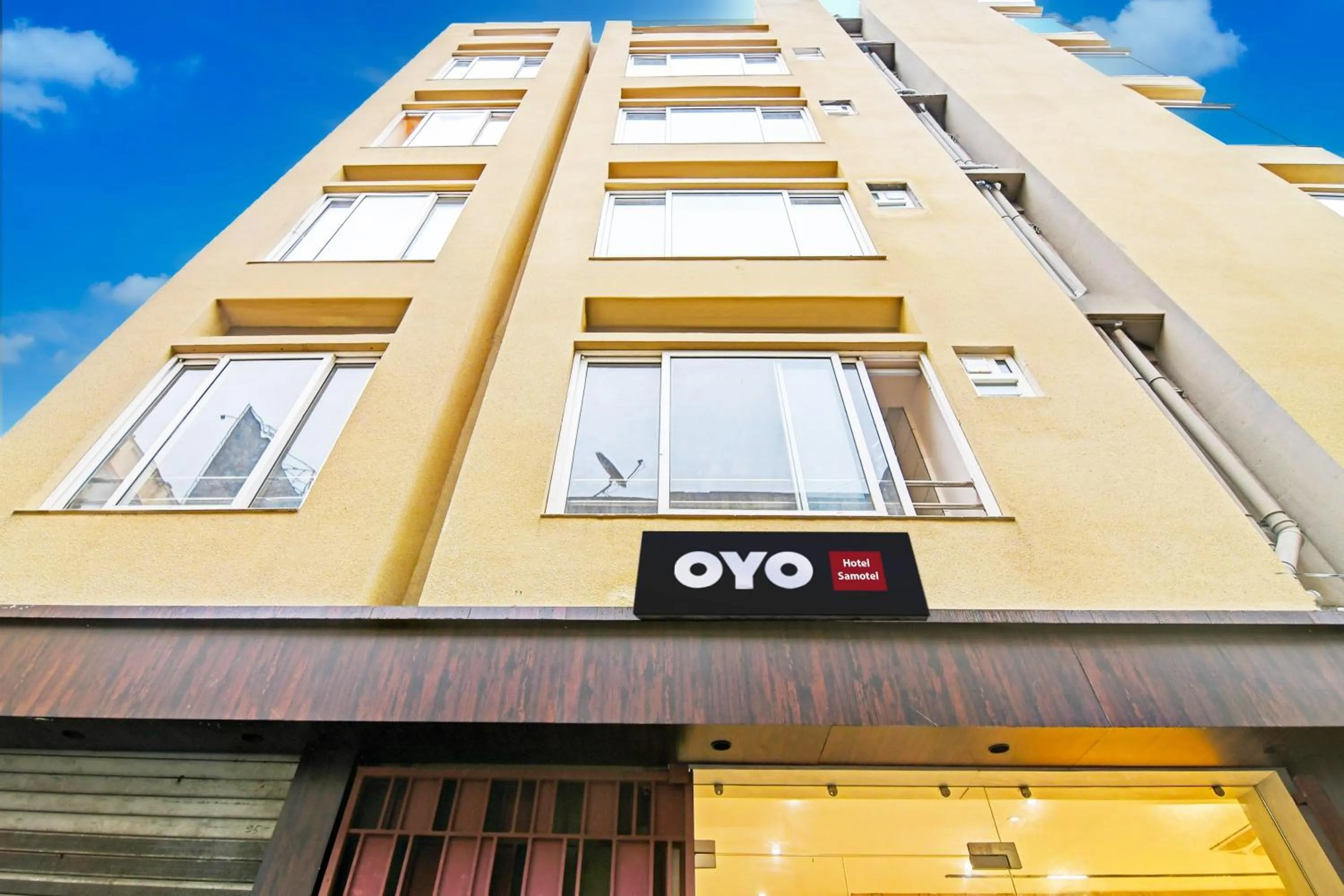 Facade/entrance in Super Hotel O SAMOTEL