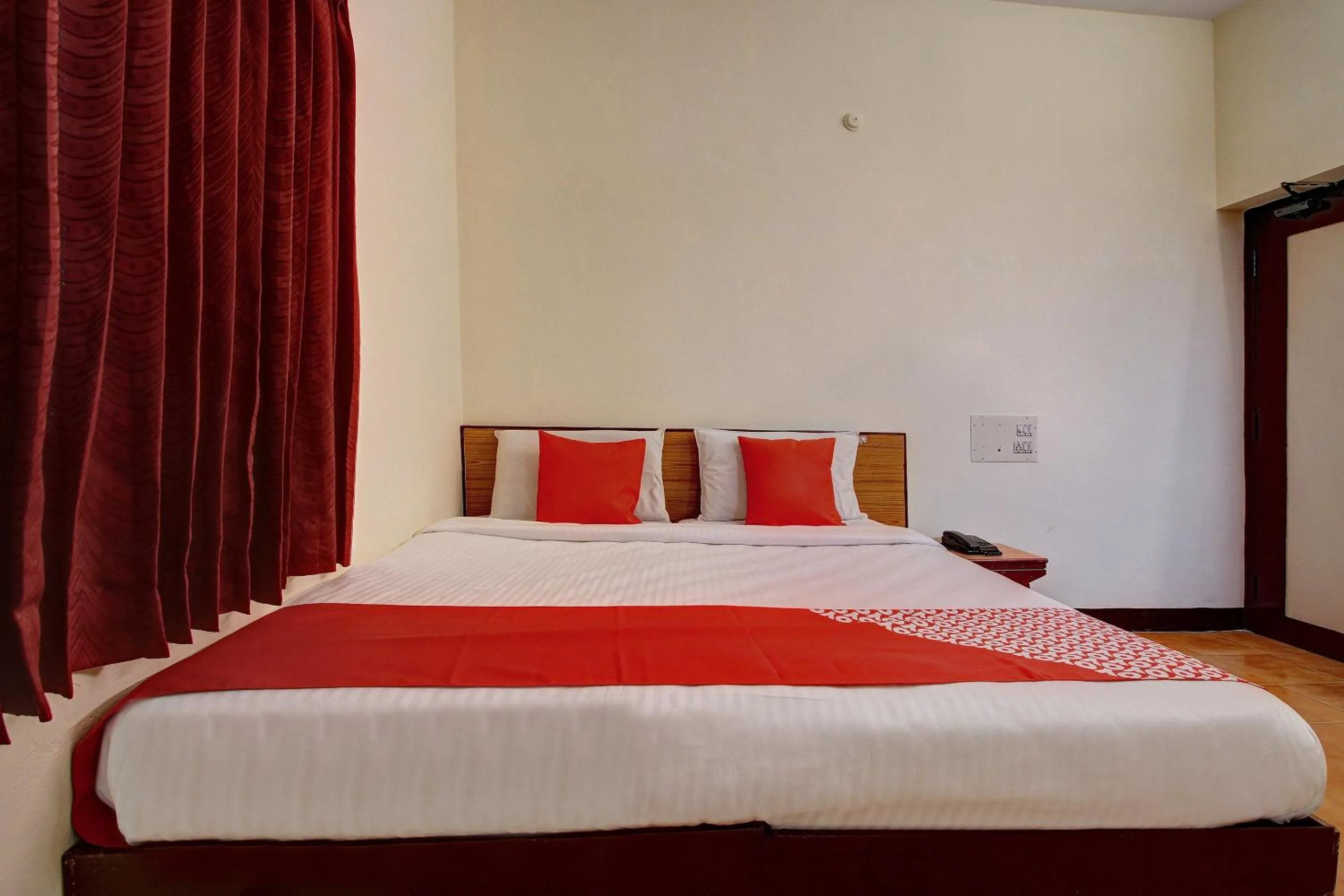 Bedroom in Hotel O Radhakrishna