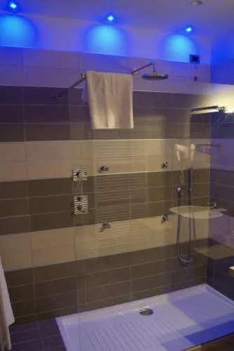 Bathroom in Hotel Arthur