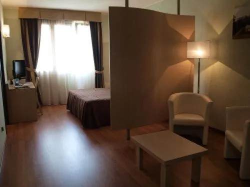 Decorative detail, Bed in Hotel Arthur