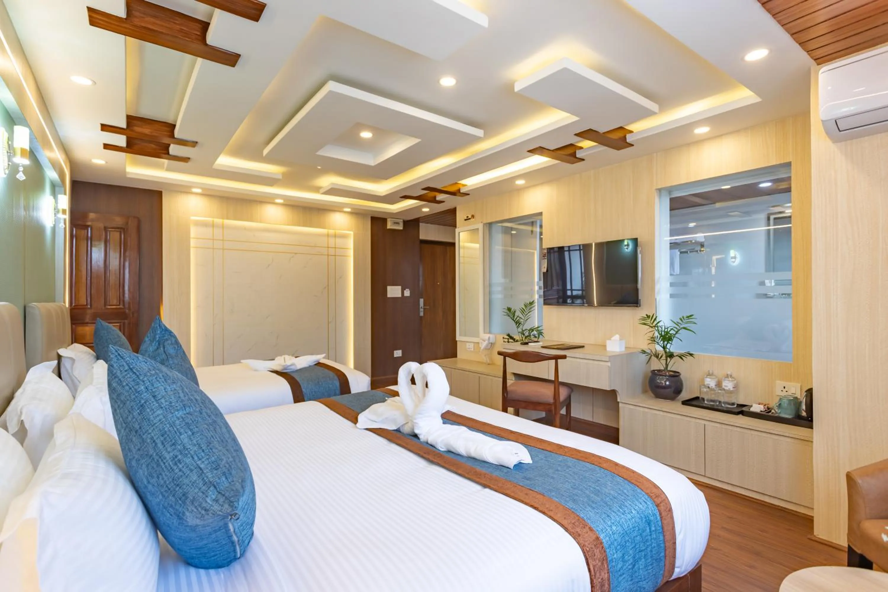 Bed in Airport Diana Hotel