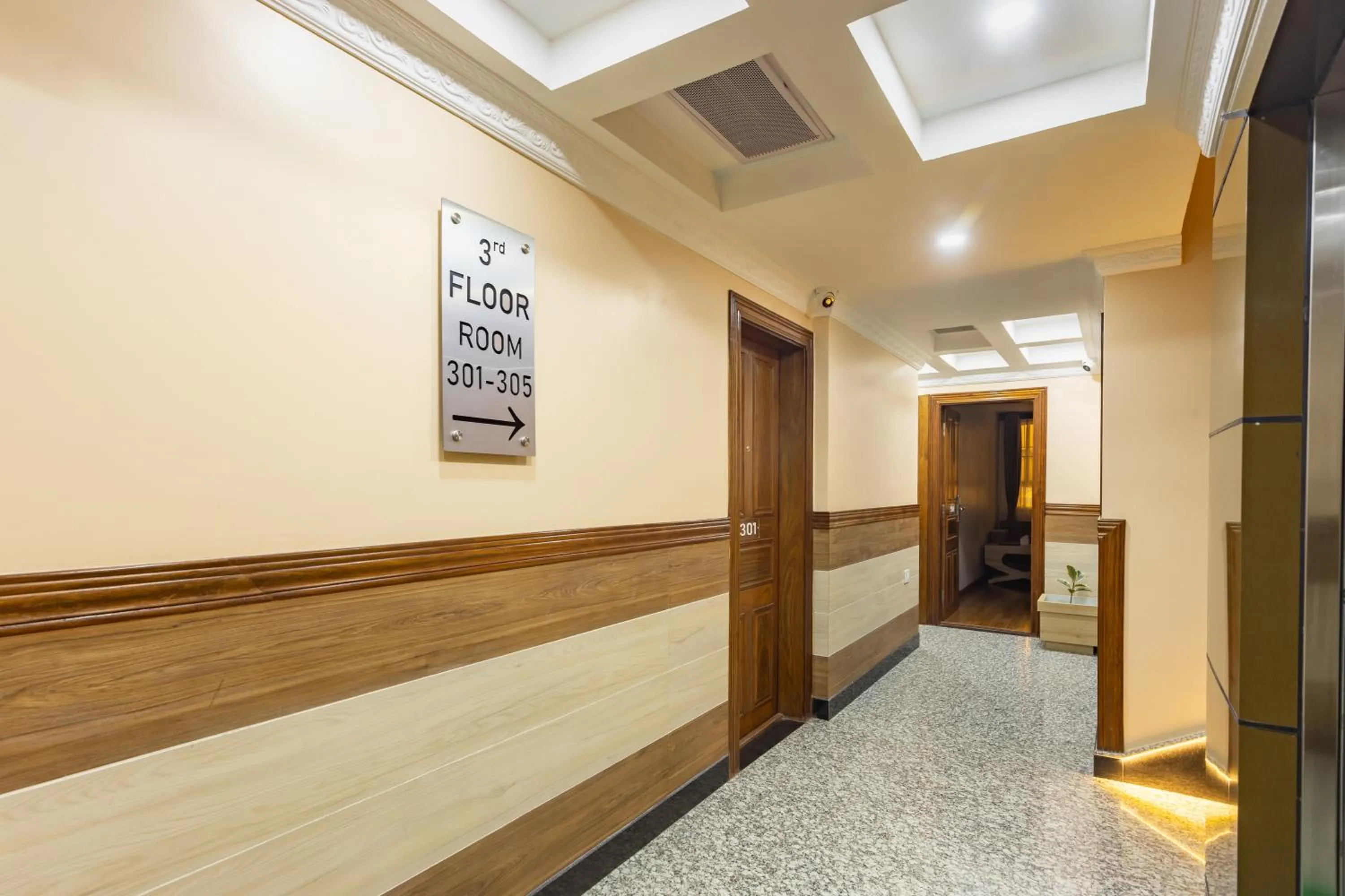 Floor plan in Airport Diana Hotel