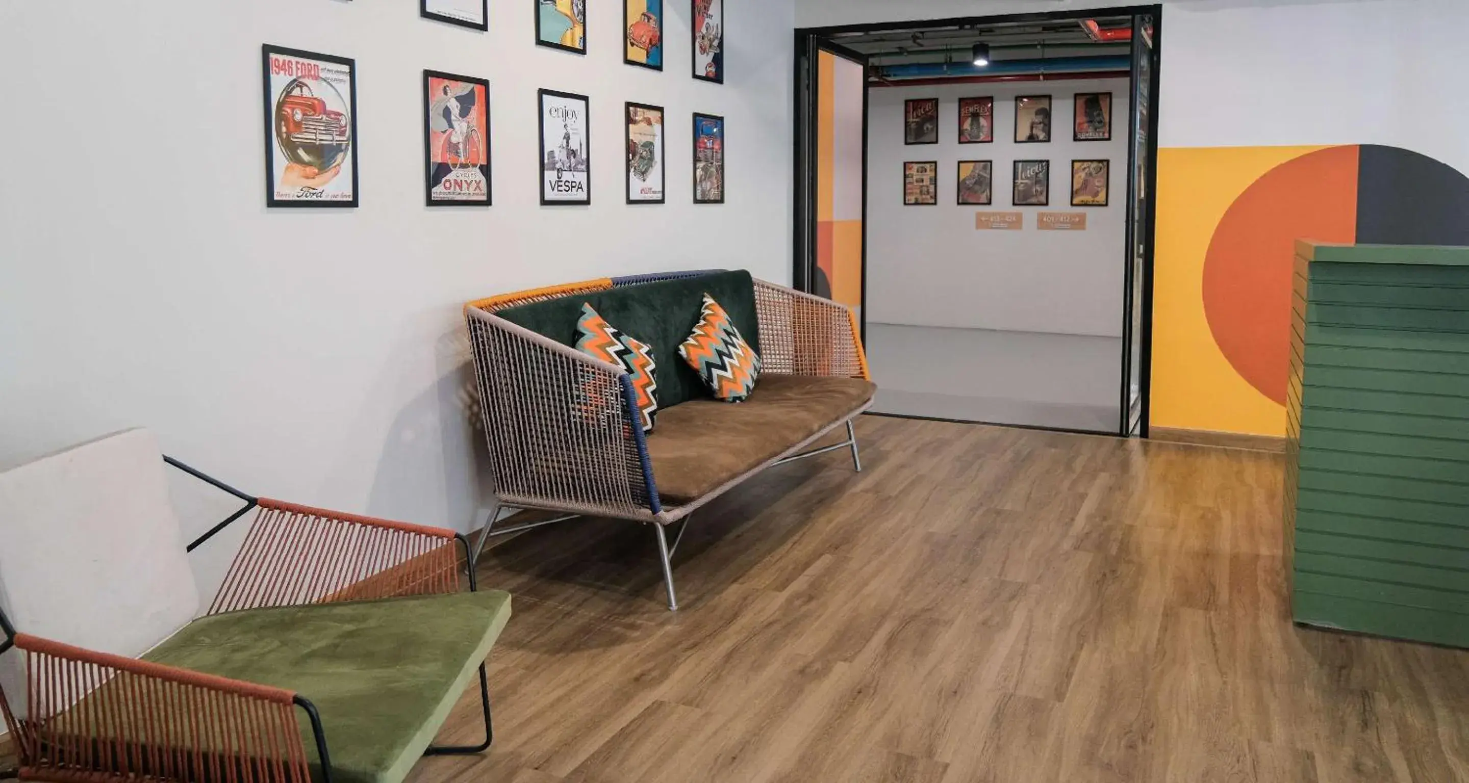 Lobby or reception in SimpleStay Chatuchak, SureStay Collection by Best Western Lobby or reception in SimpleStay Chatuchak, SureStay Collection by Best Western