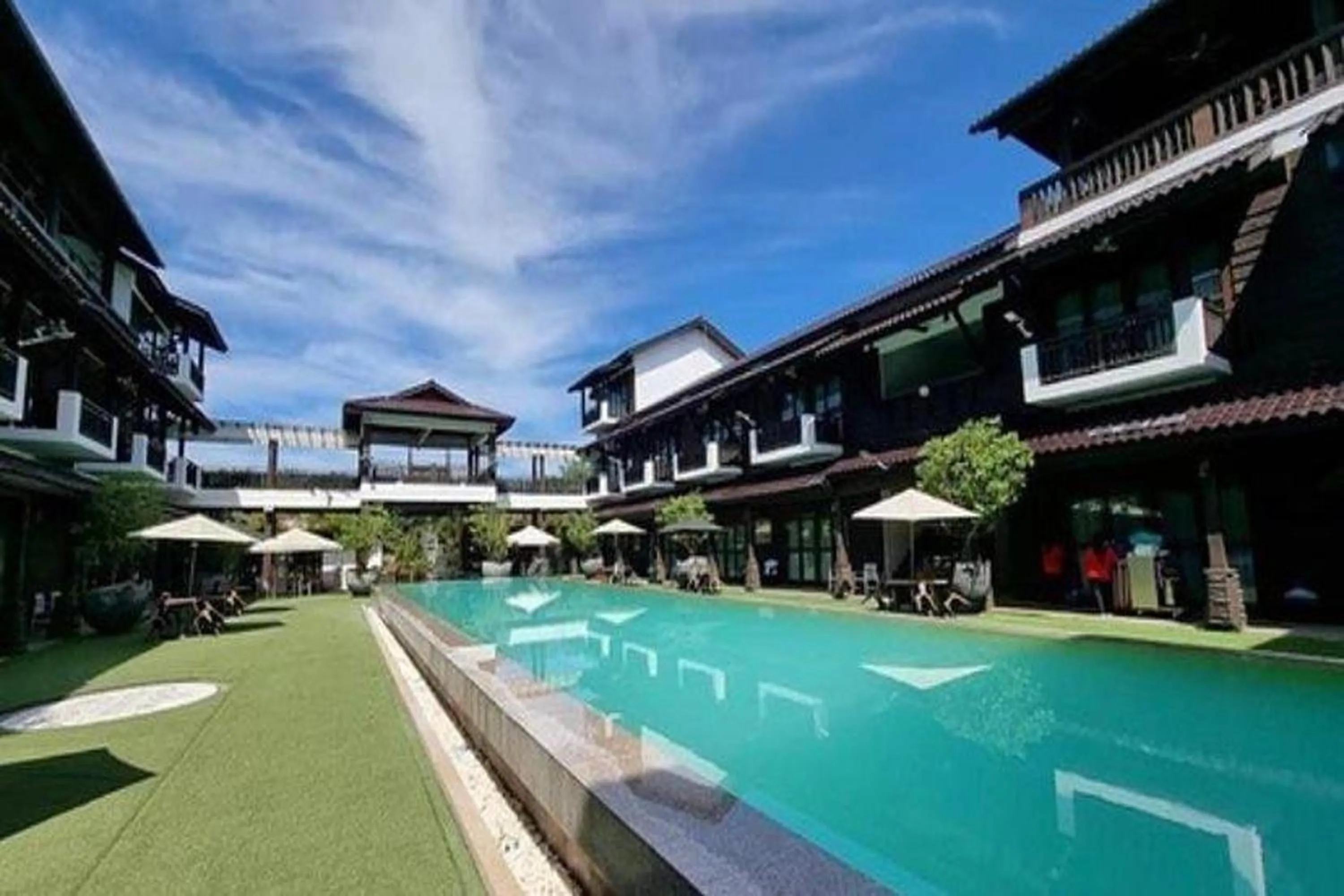 Property building in Villa D'Acqua