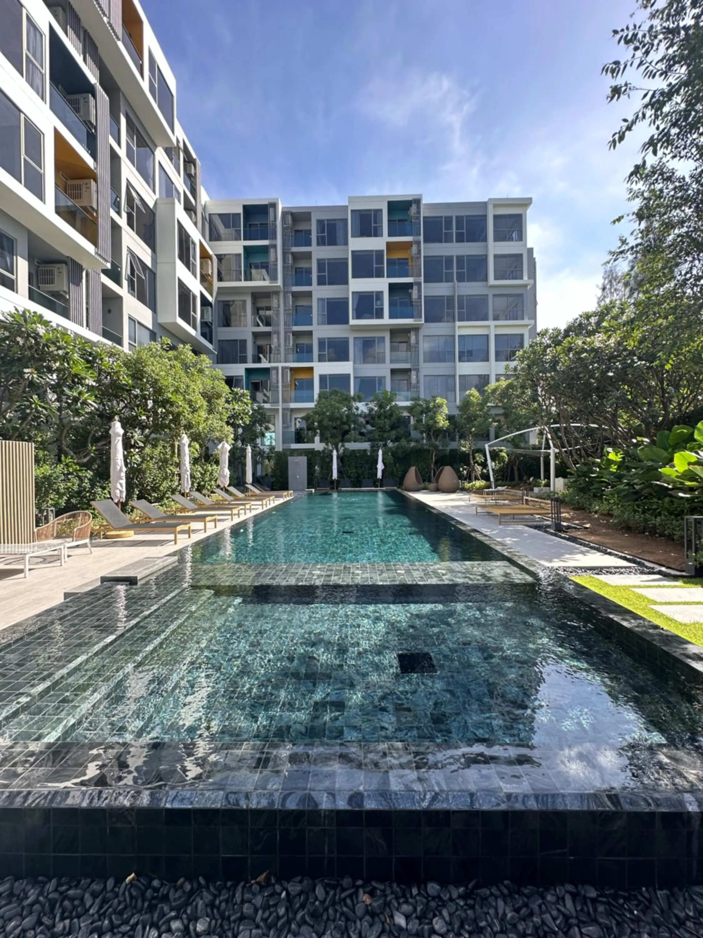Laguna Lakeside