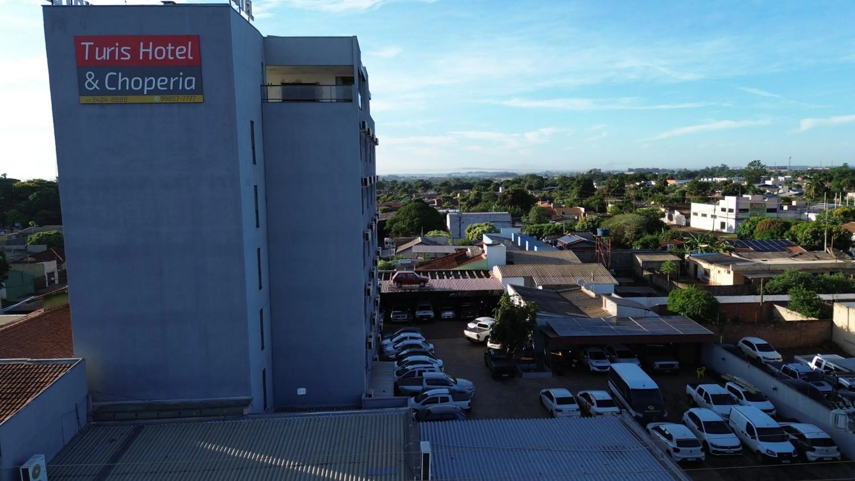 Property building in Turis Hotel & Choperia