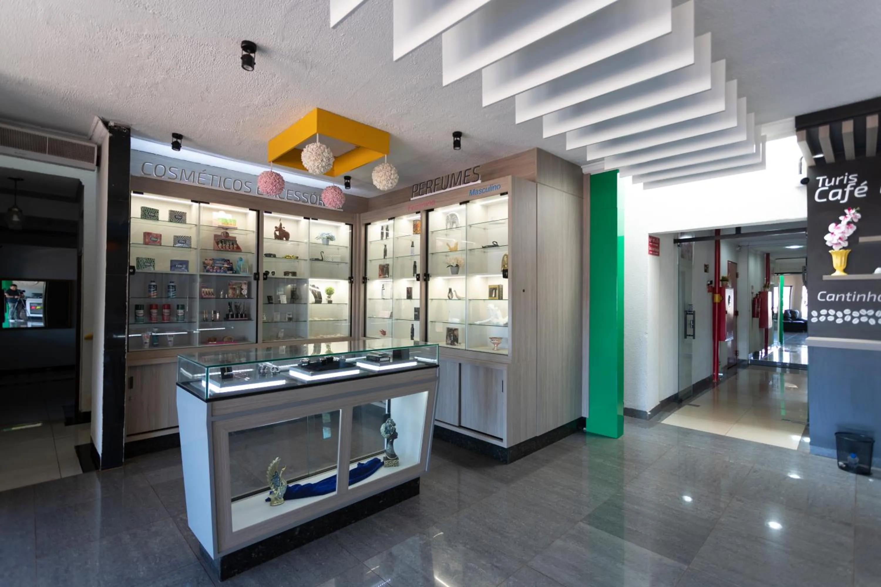 Lobby or reception in Turis Hotel & Choperia