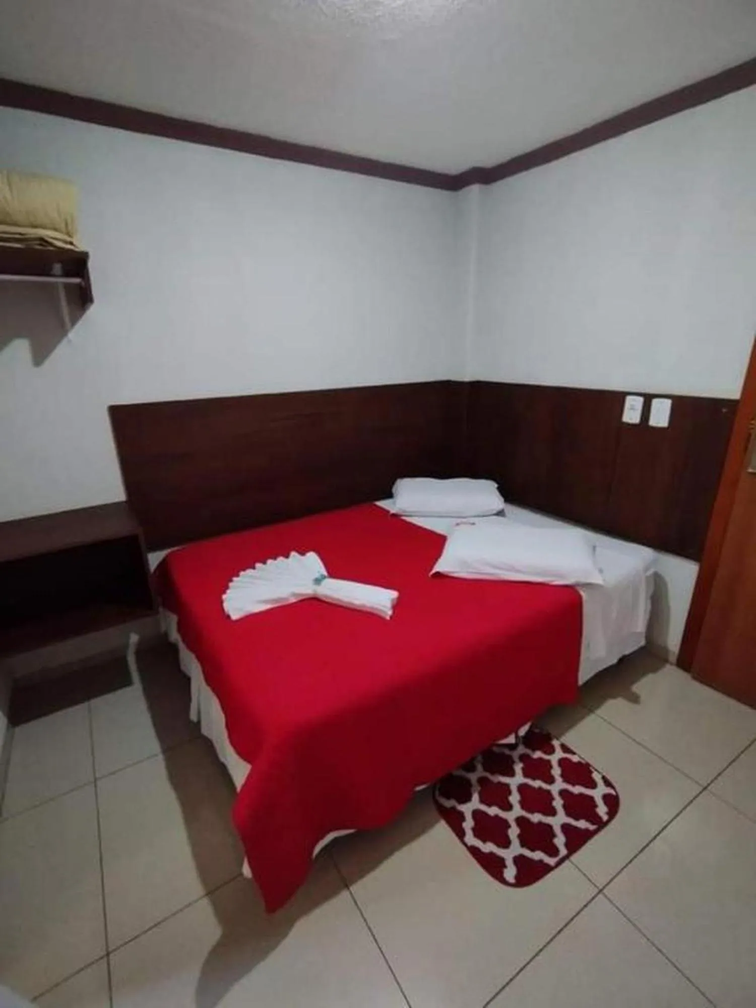 Bedroom, Bed in Turis Hotel & Choperia