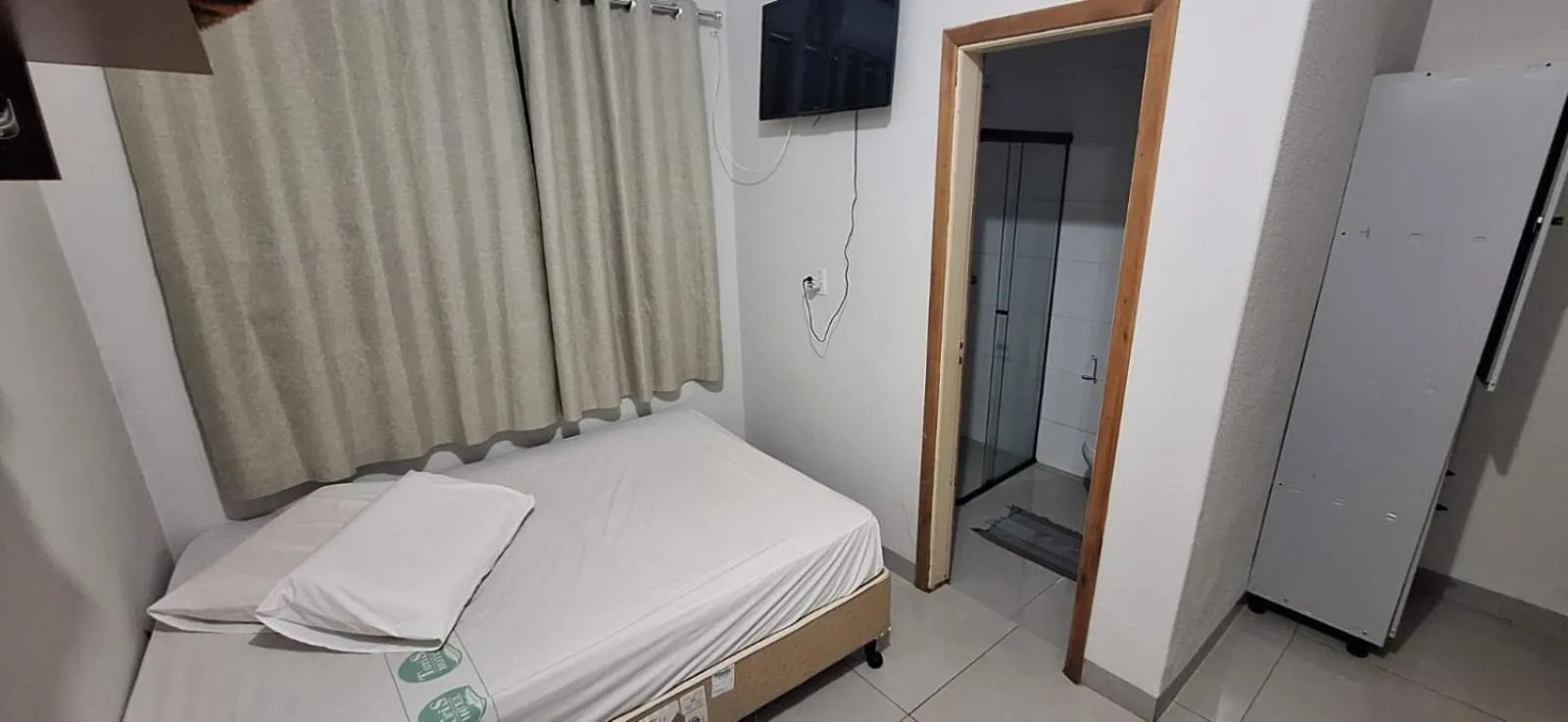 Bed in Turis Hotel & Choperia