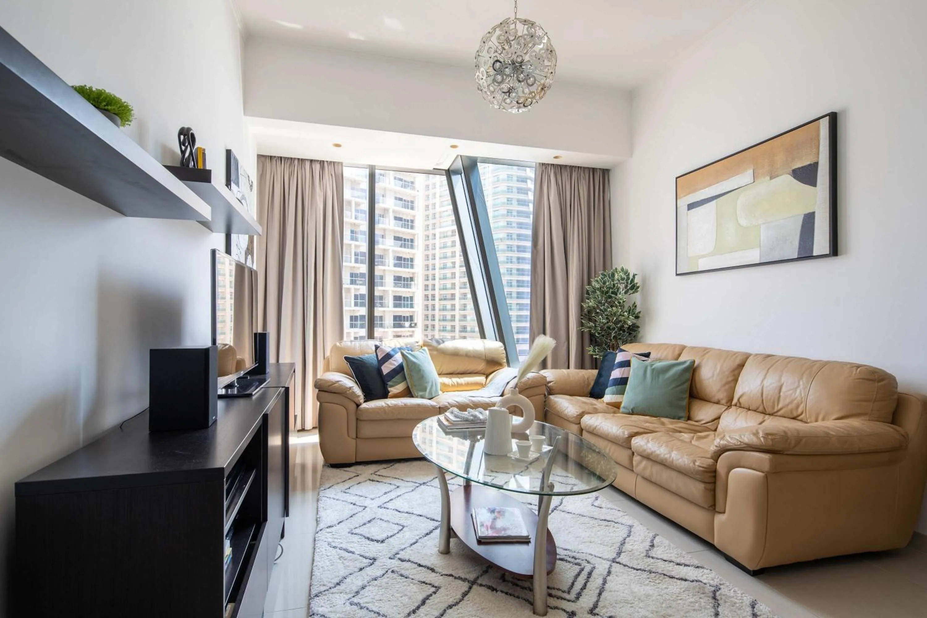 Living room in Frank Porter - Silverene Tower B