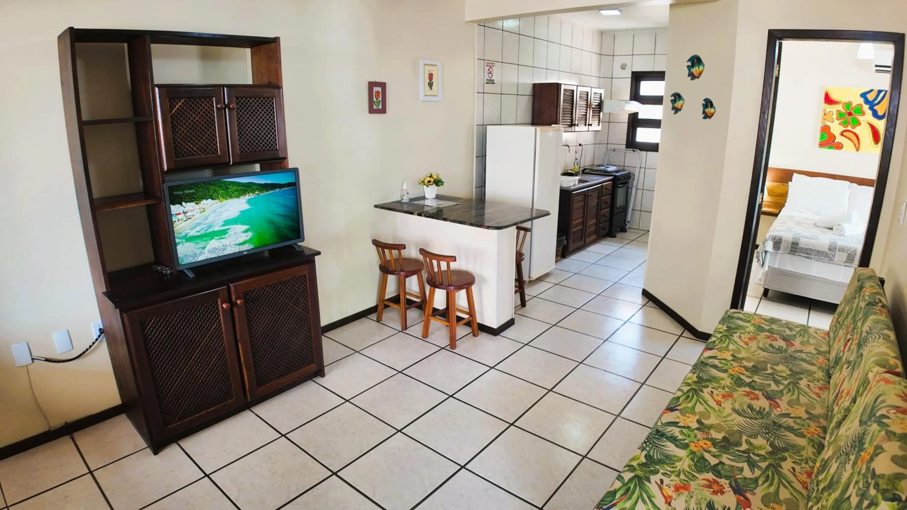 TV and multimedia in Água Marinha de Bombas - Bombinhas