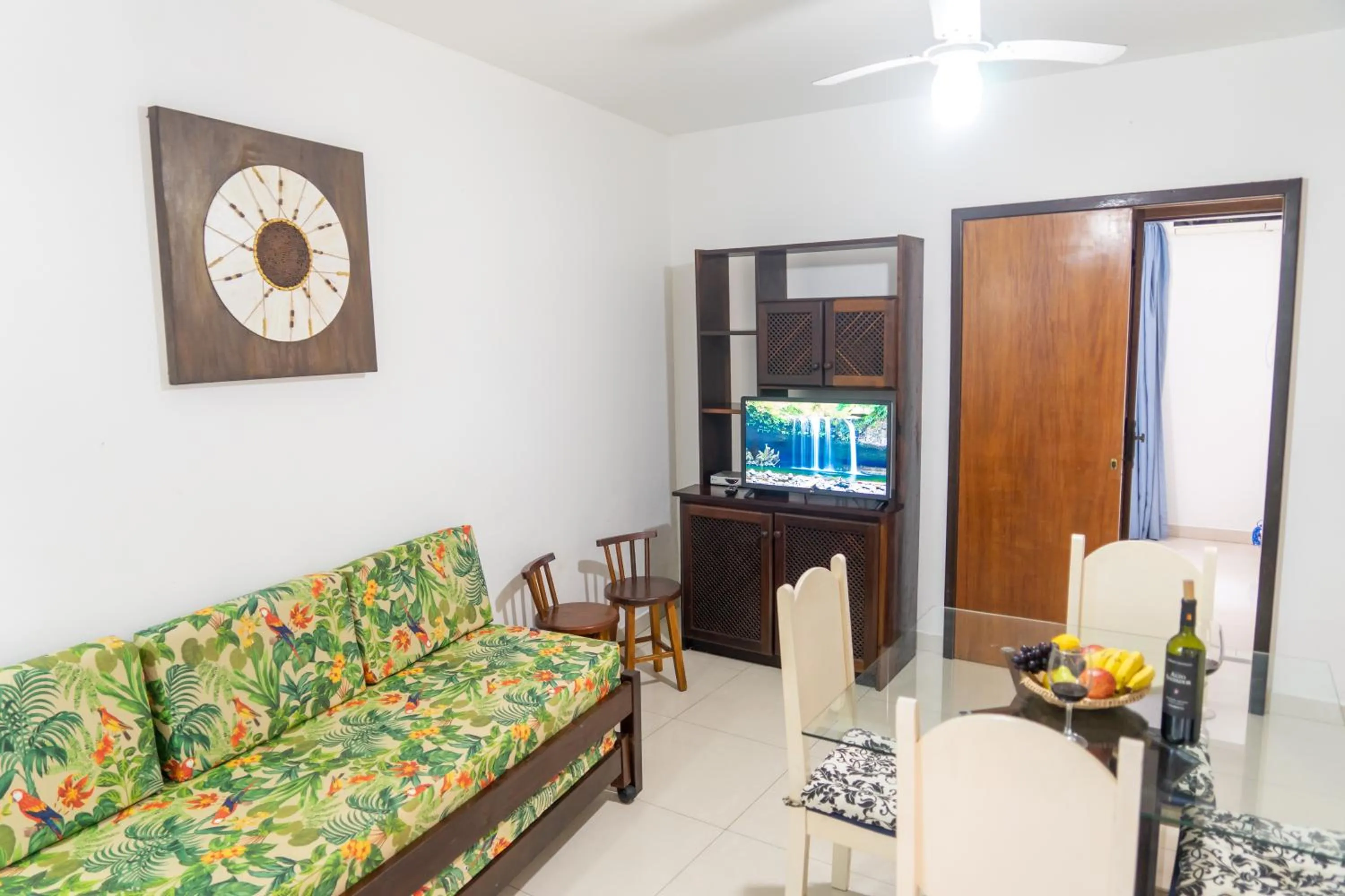 Communal lounge/ TV room in Água Marinha de Bombas - Bombinhas