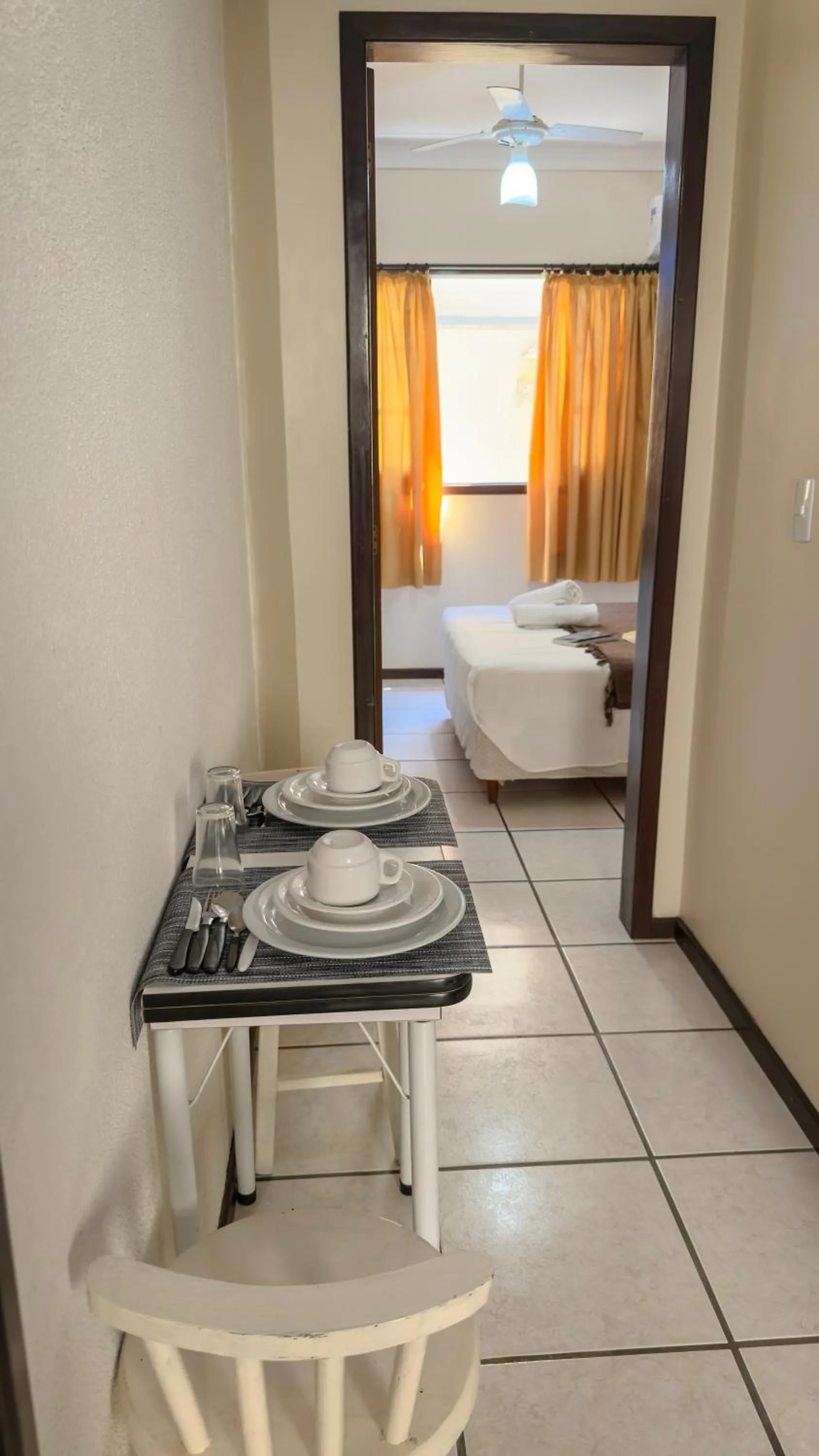 Dining area, Bed in Água Marinha de Bombas - Bombinhas