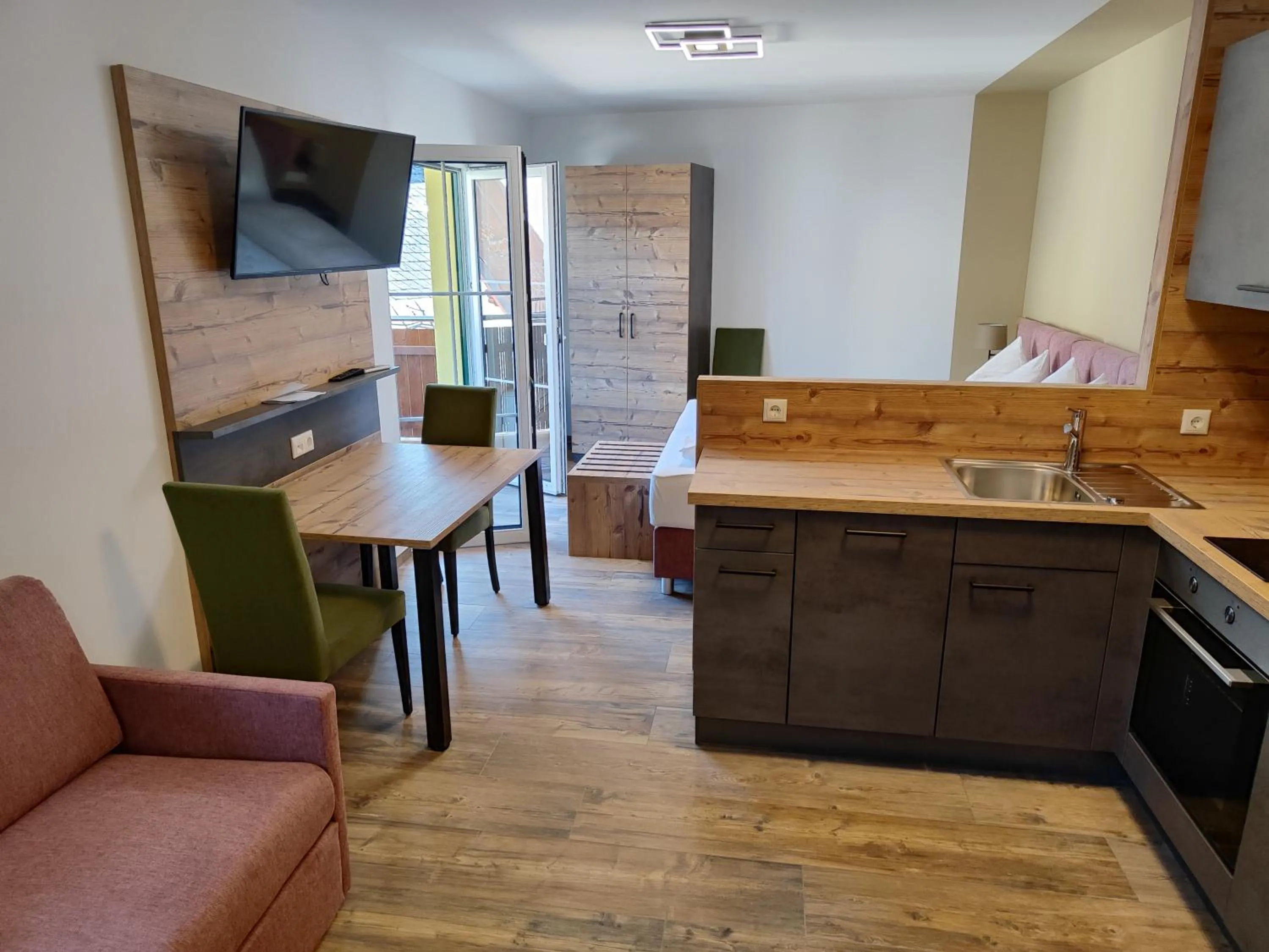 TV and multimedia in Hotel-Bad Goisern