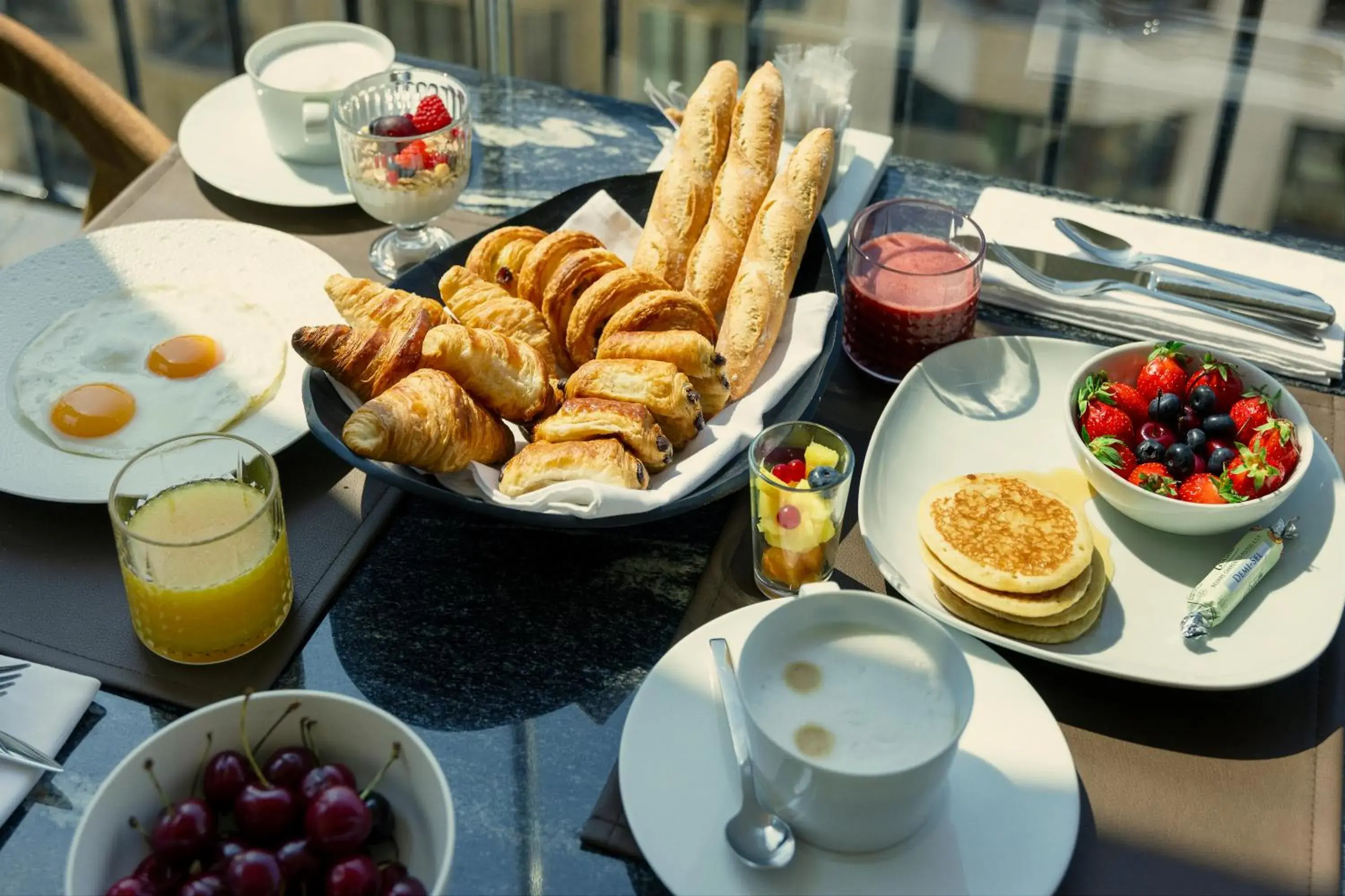 Buffet breakfast in Juliana Hotel Paris Buffet breakfast in Juliana Hotel Paris