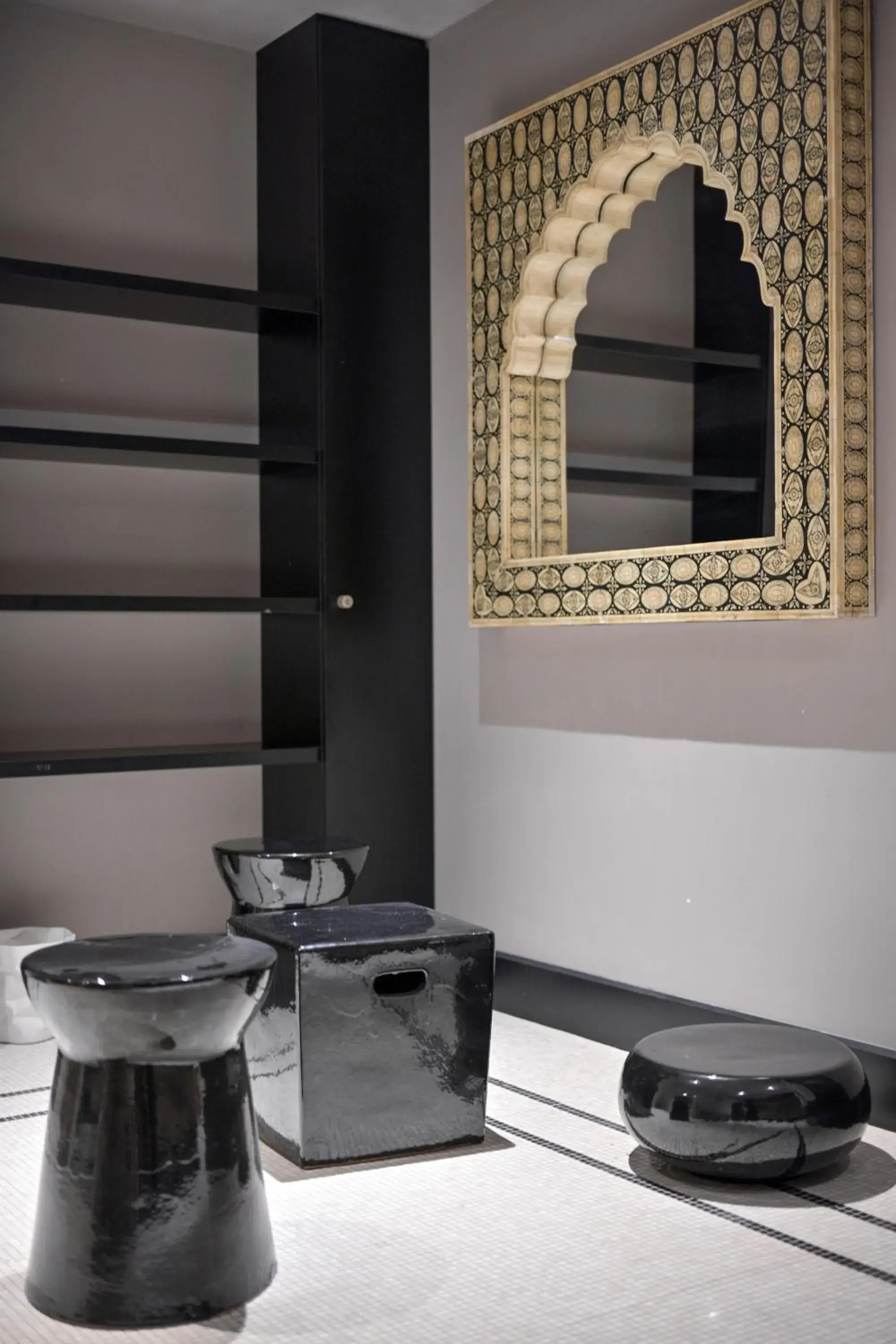 Spa and wellness centre/facilities in Juliana Hotel Paris Spa and wellness centre/facilities in Juliana Hotel Paris