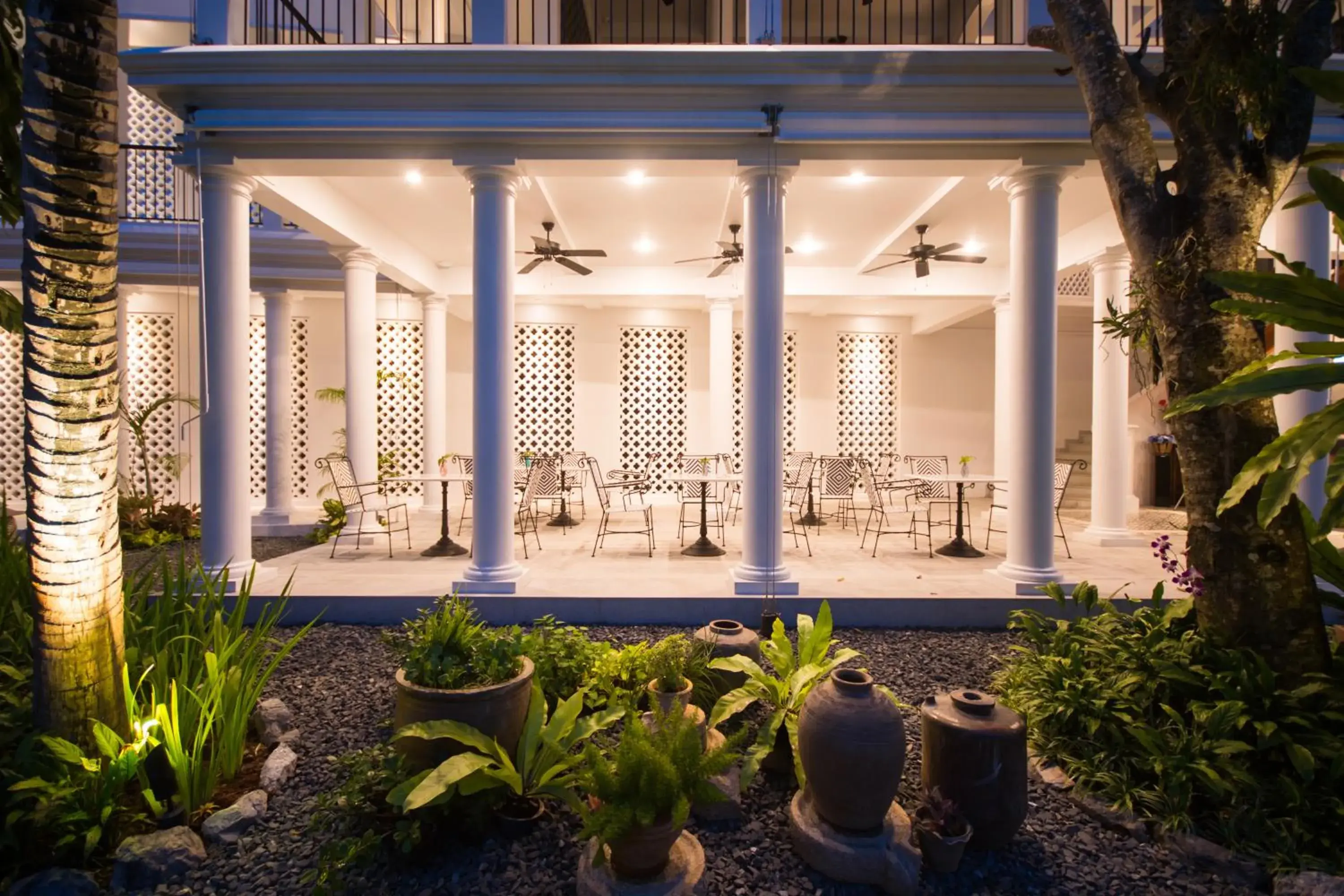 Restaurant/places to eat in Little Nyonya Hotel Restaurant/places to eat in Little Nyonya Hotel