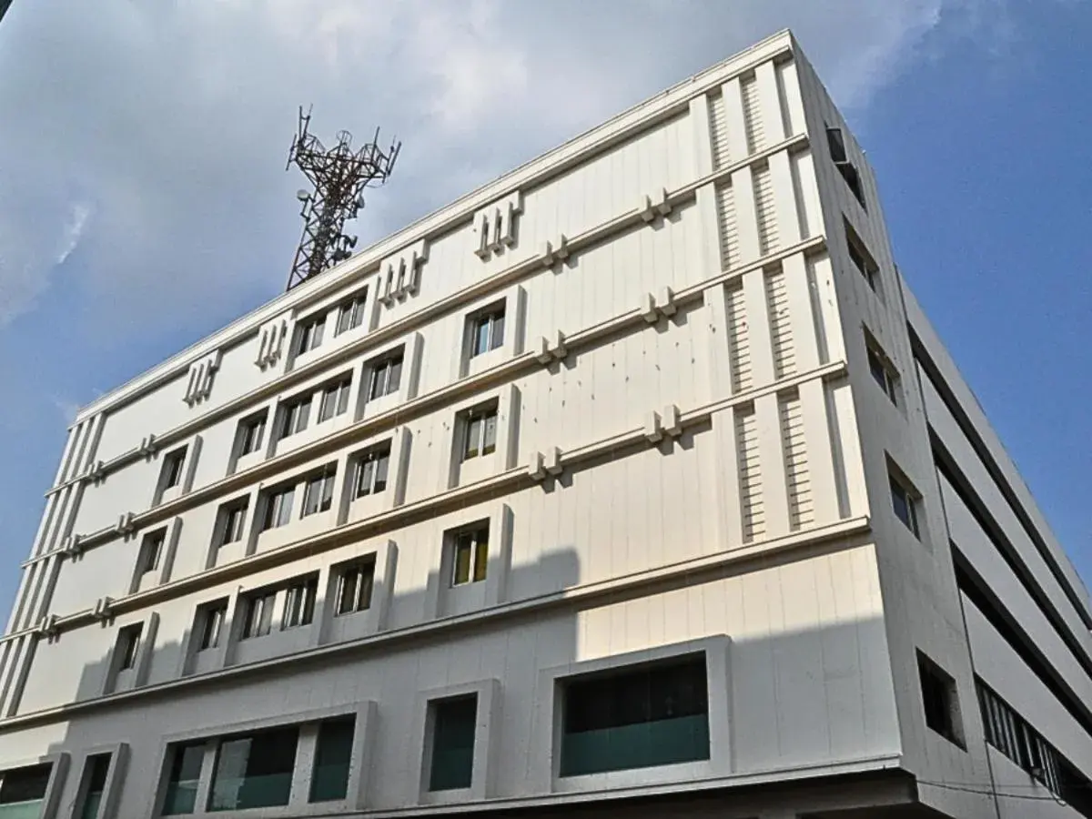 Facade/entrance in D R Utthama Nellore - AM Hotel Kollection Facade/entrance in D R Utthama Nellore - AM Hotel Kollection