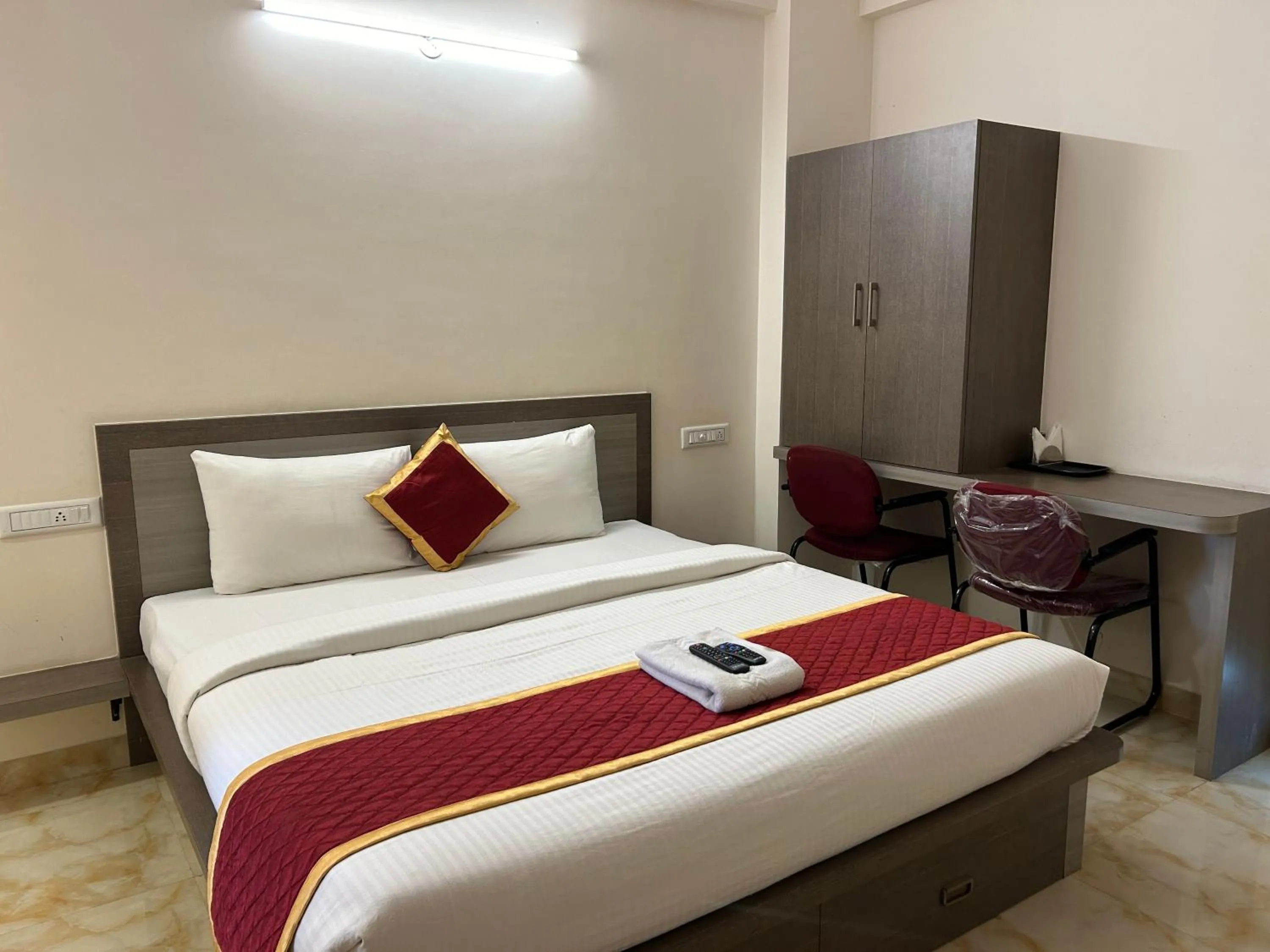 Bed in M S Comforts