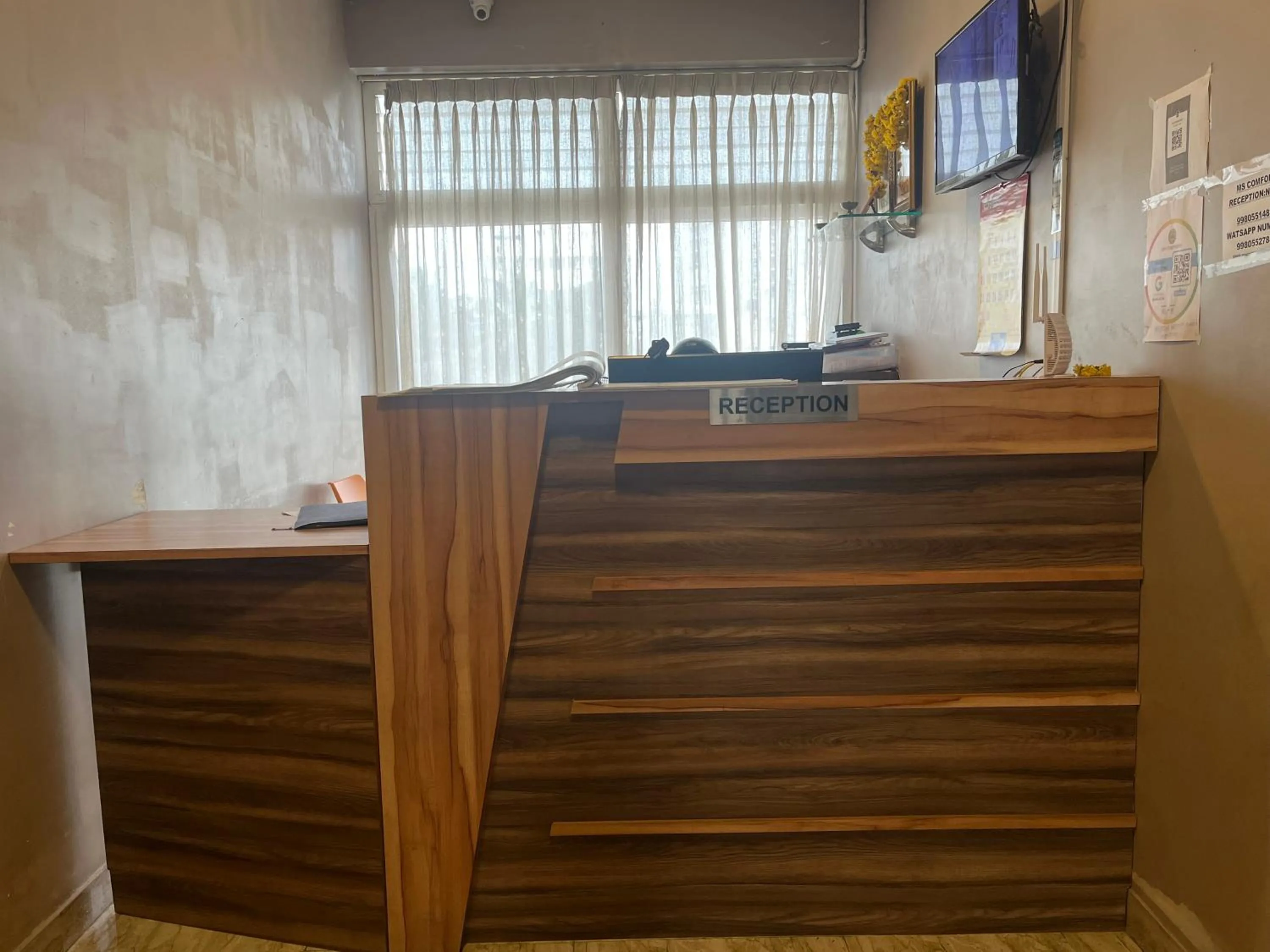 Area and facilities in M S Comforts
