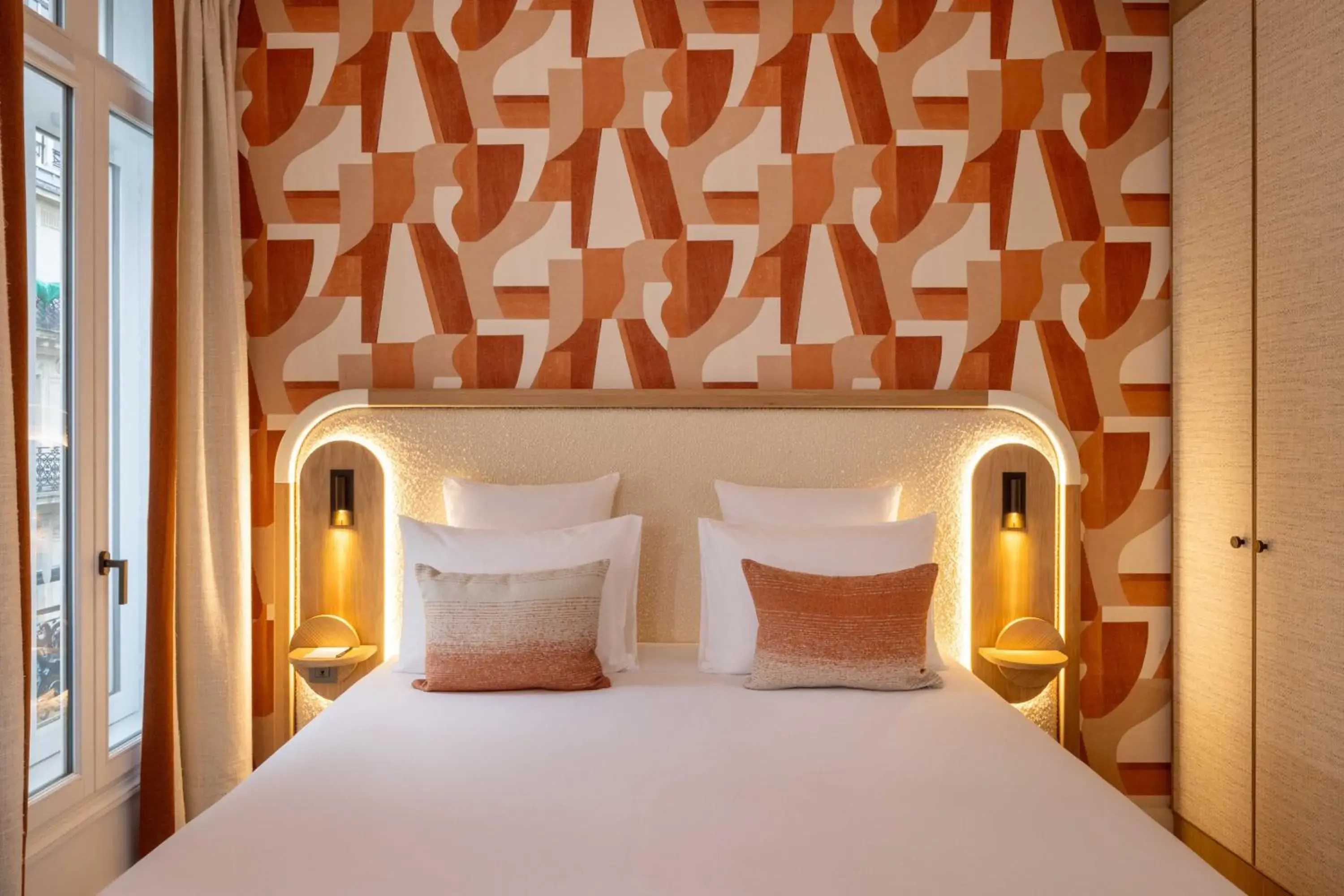 Bed in Madame Drouot & Spa - Opera Bed in Madame Drouot & Spa - Opera