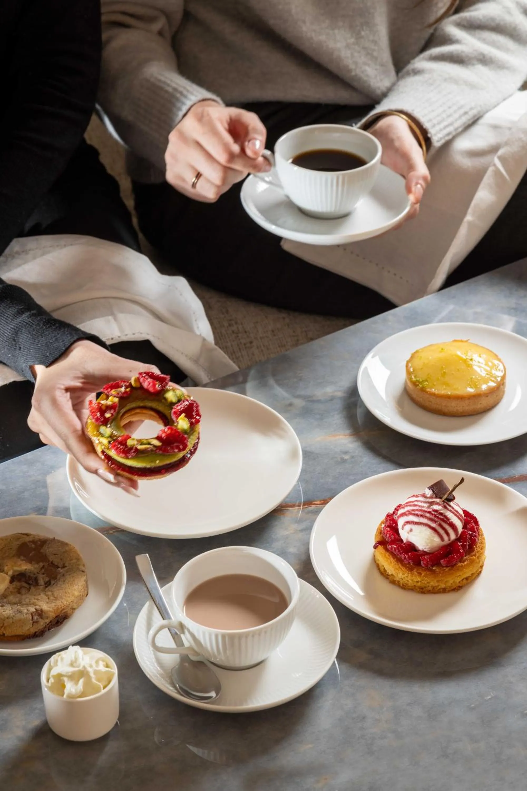 Restaurant/places to eat in Madame Drouot & Spa - Opera