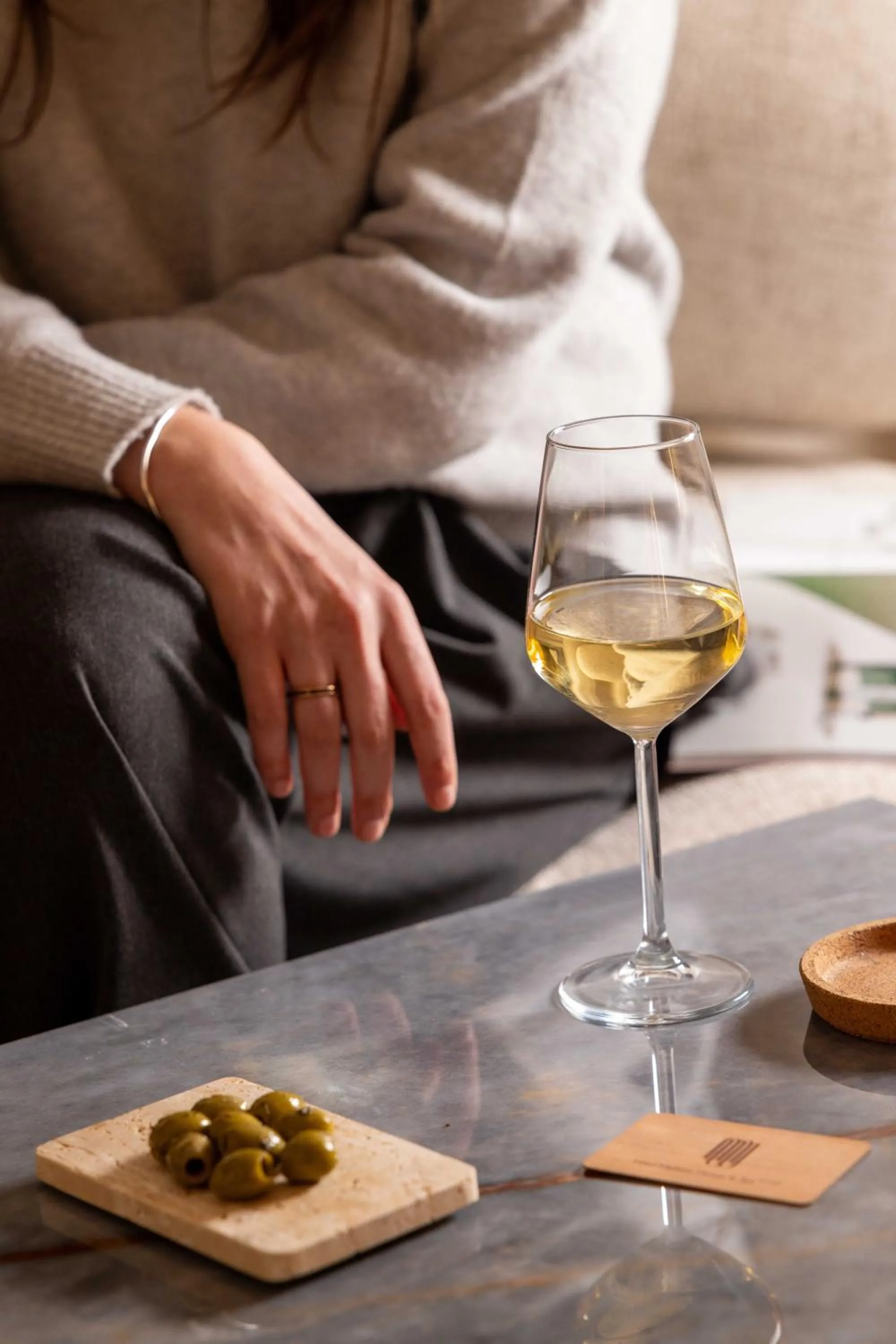 People in Madame Drouot & Spa - Opera