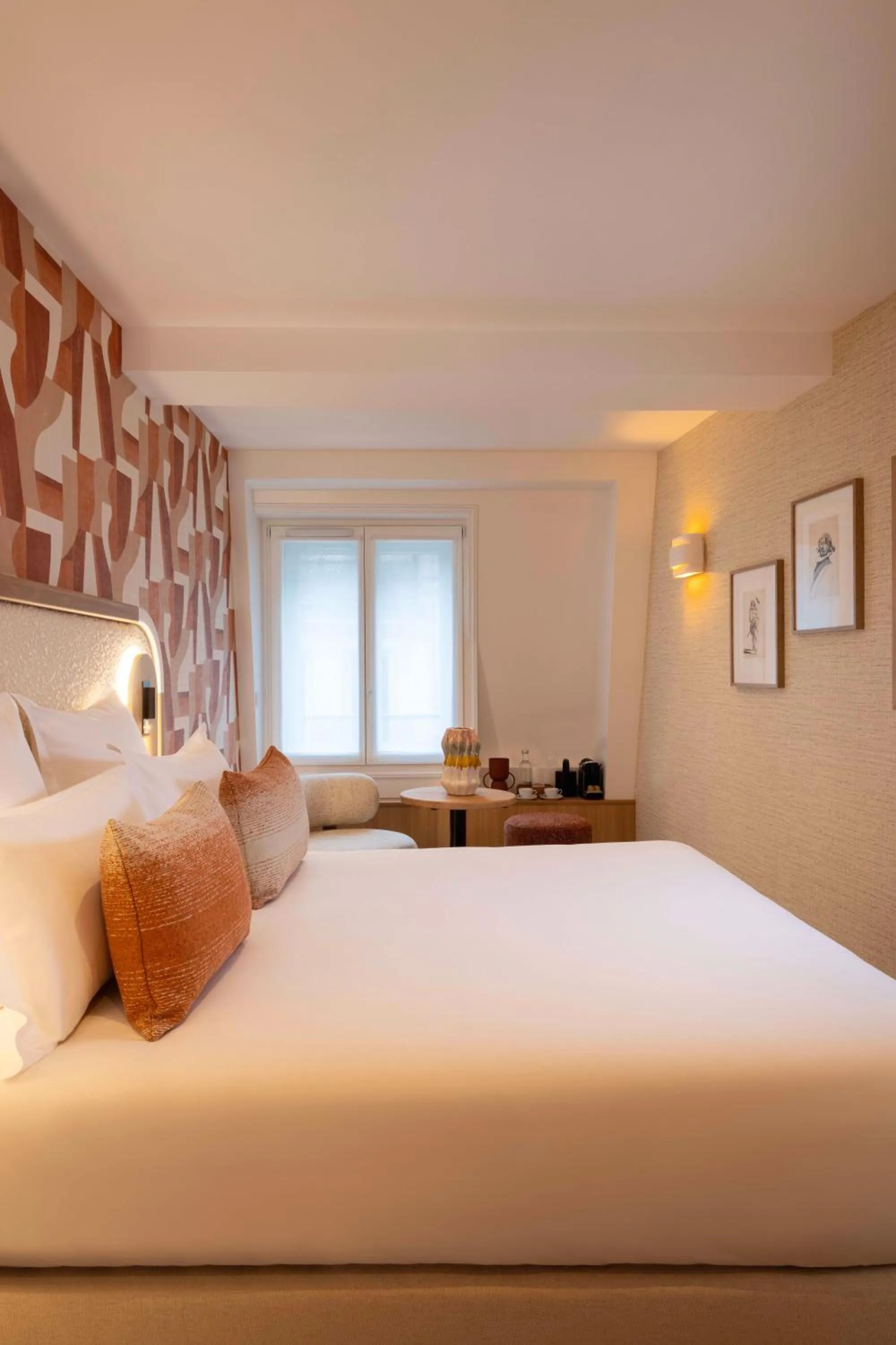 Bed in Madame Drouot & Spa - Opera