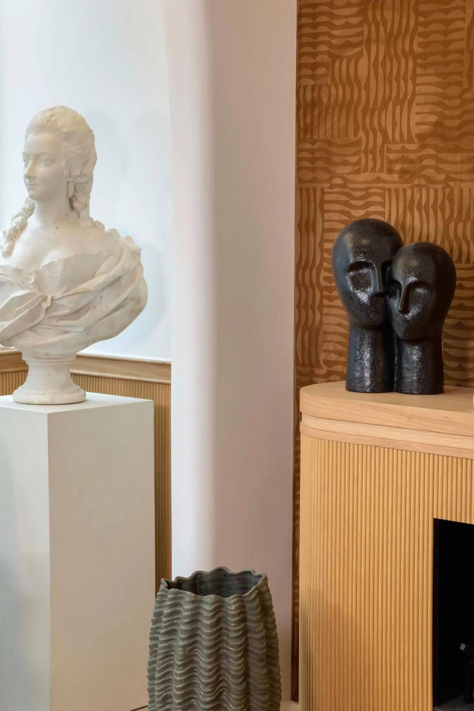 Property building in Madame Drouot & Spa - Opera Property building in Madame Drouot & Spa - Opera