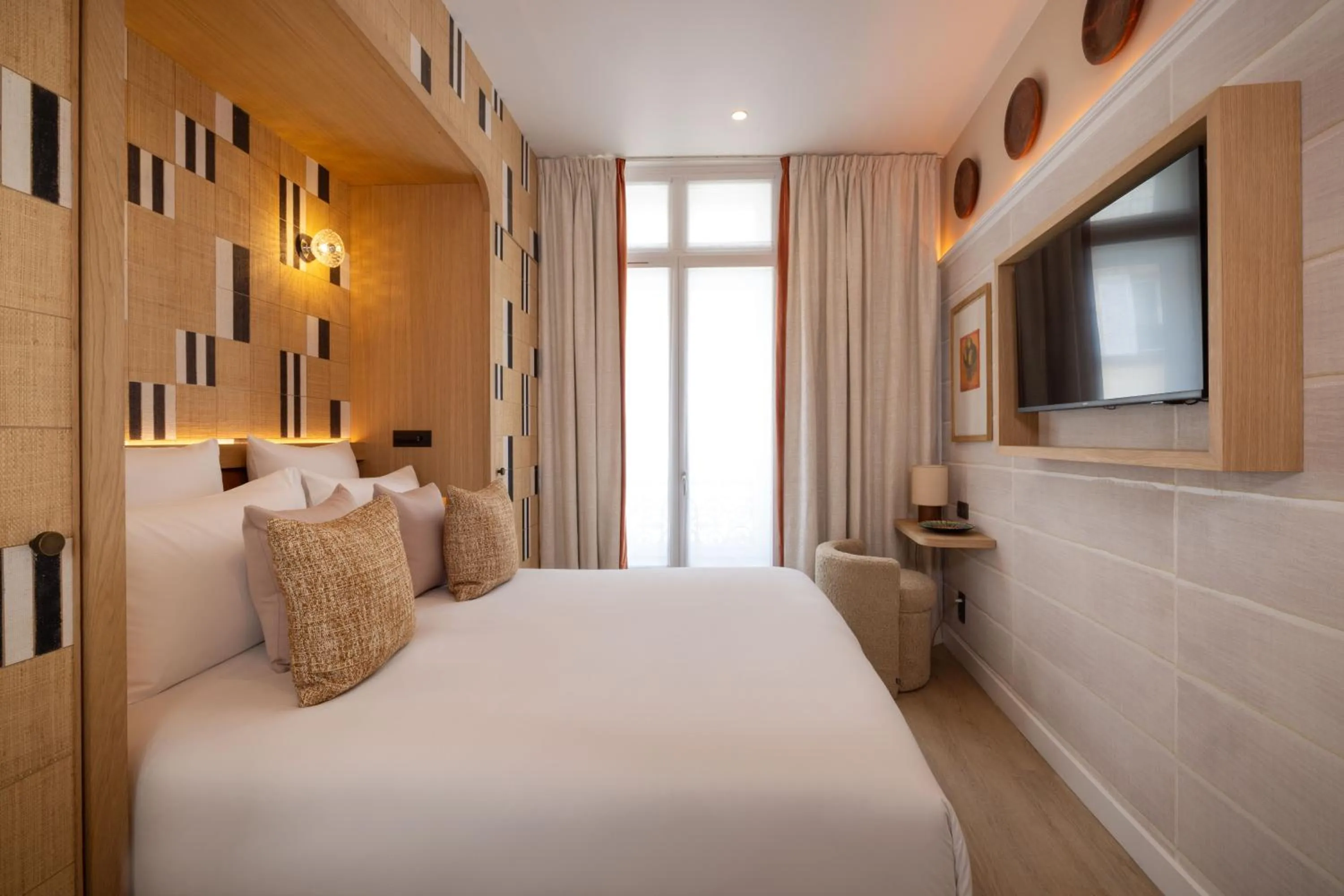 Bed in Madame Drouot & Spa - Opera