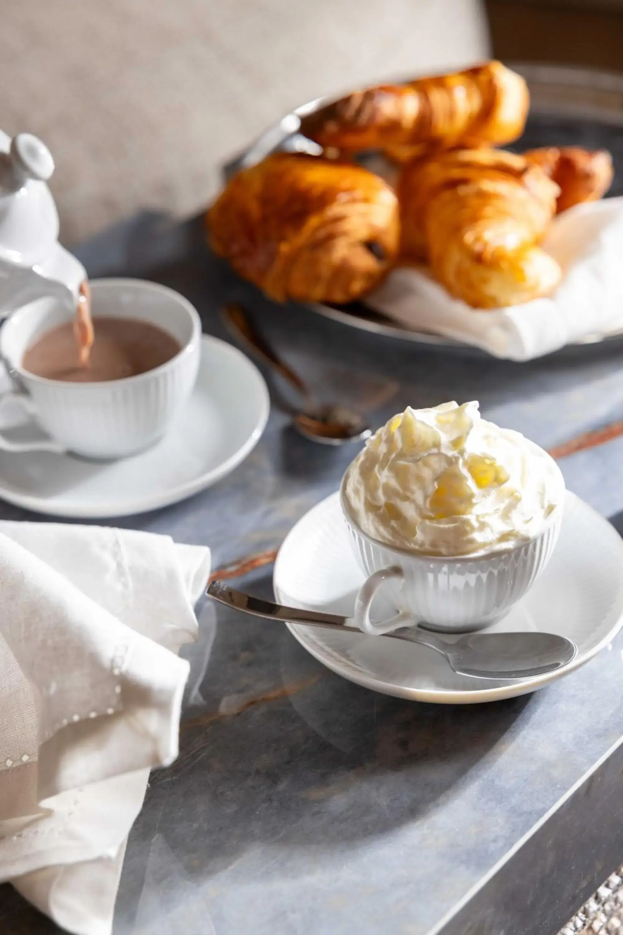 Food and drinks in Madame Drouot & Spa - Opera Food and drinks in Madame Drouot & Spa - Opera