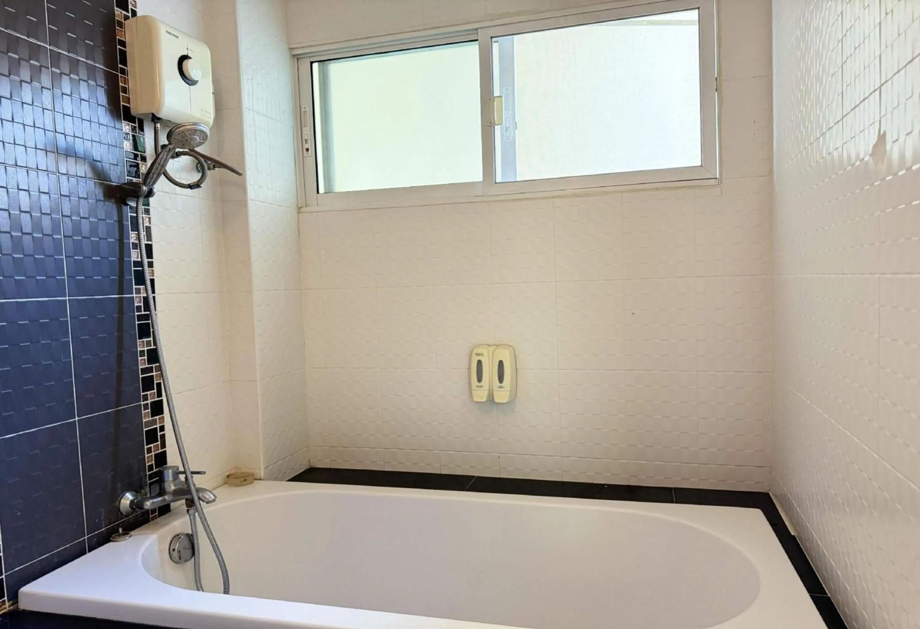 Bathroom in Collection O Bupamontra Chiangmai