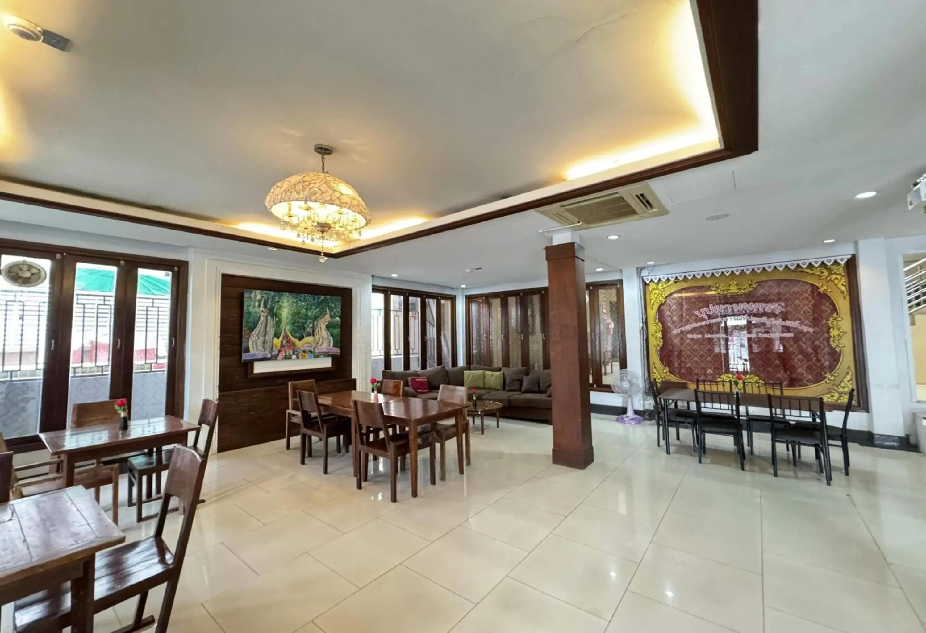Restaurant/places to eat in Collection O Bupamontra Chiangmai Restaurant/places to eat in Collection O Bupamontra Chiangmai
