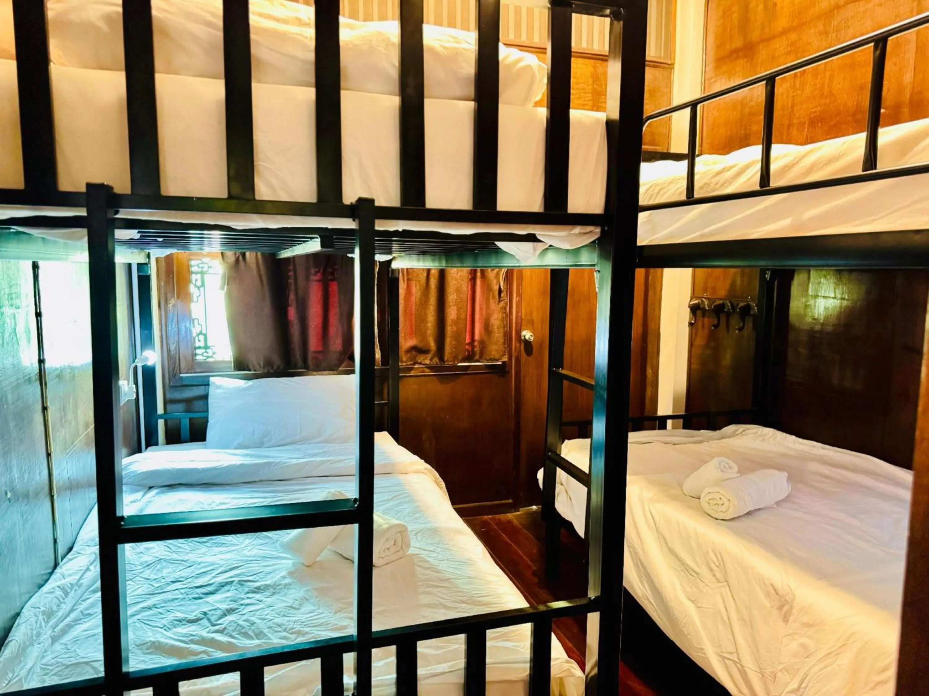 Photo of the whole room, Bed in Collection O Bupamontra Chiangmai