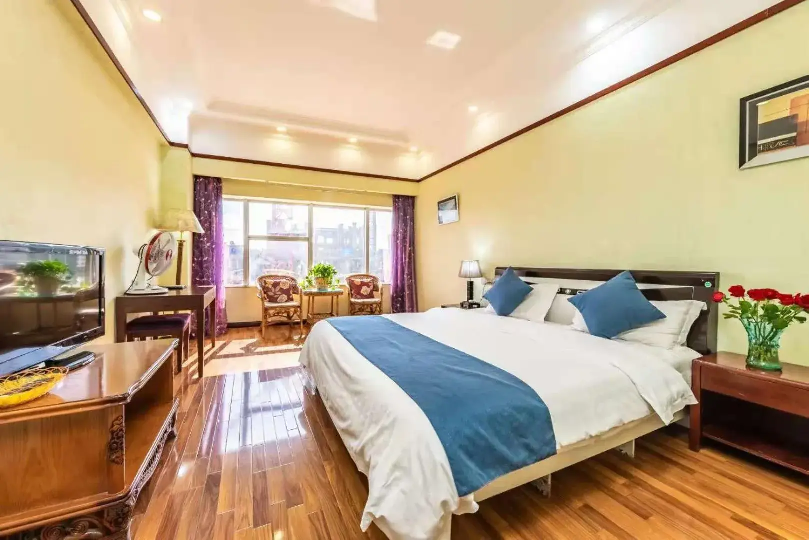 Photo of the whole room, Bed in Ha Luo Hotel Photo of the whole room, Bed in Ha Luo Hotel