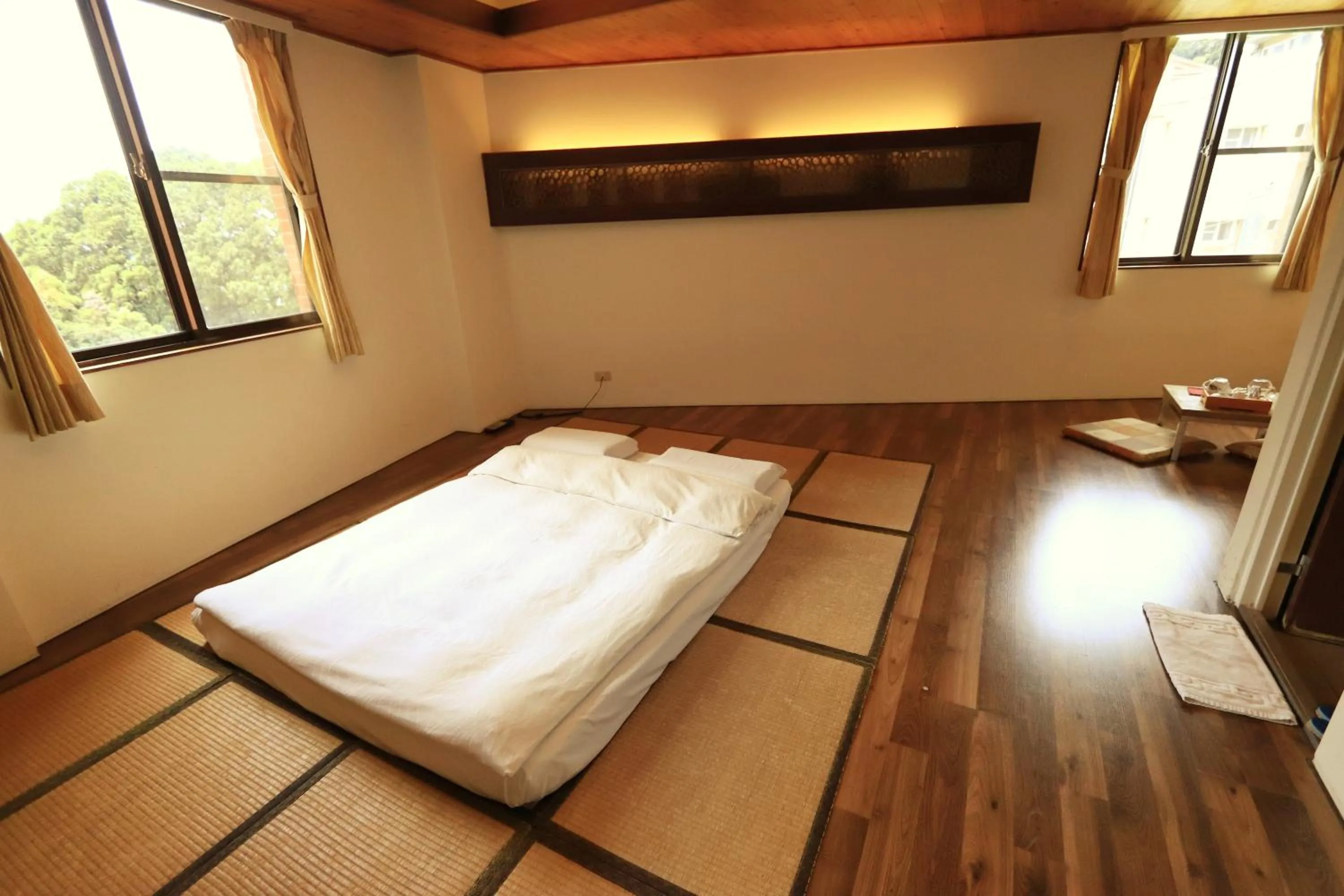 Photo of the whole room, Bed in Fenchihu Hotel