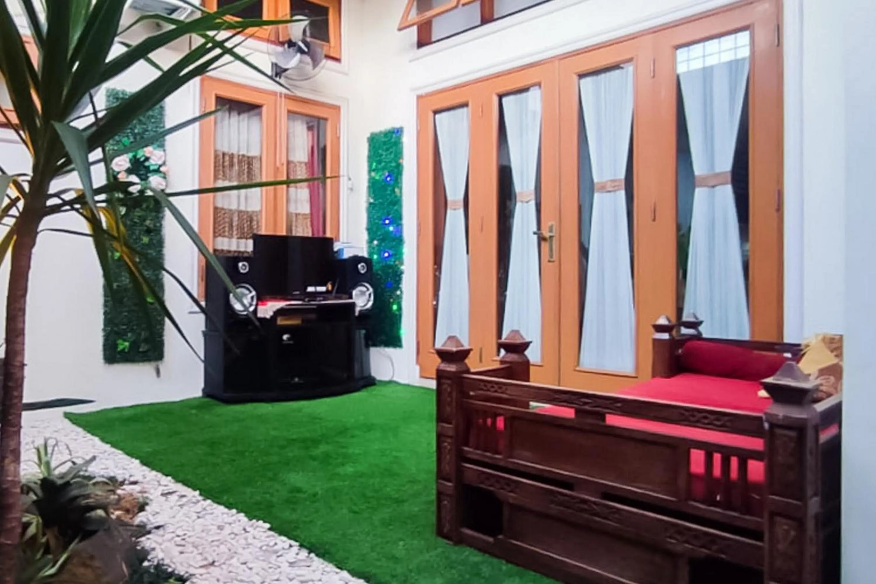 Other in RedDoorz Syariah at Chilla Guest House Padang