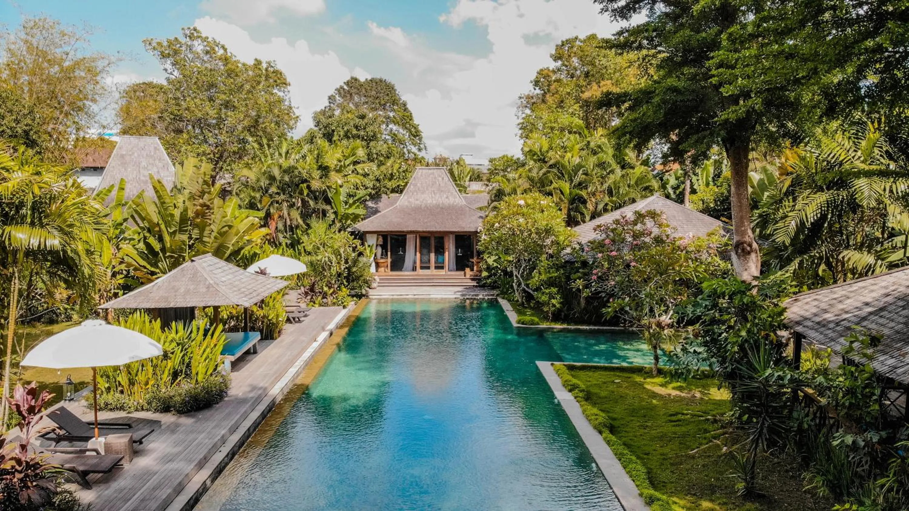 Swimming pool in Kropak Canggu