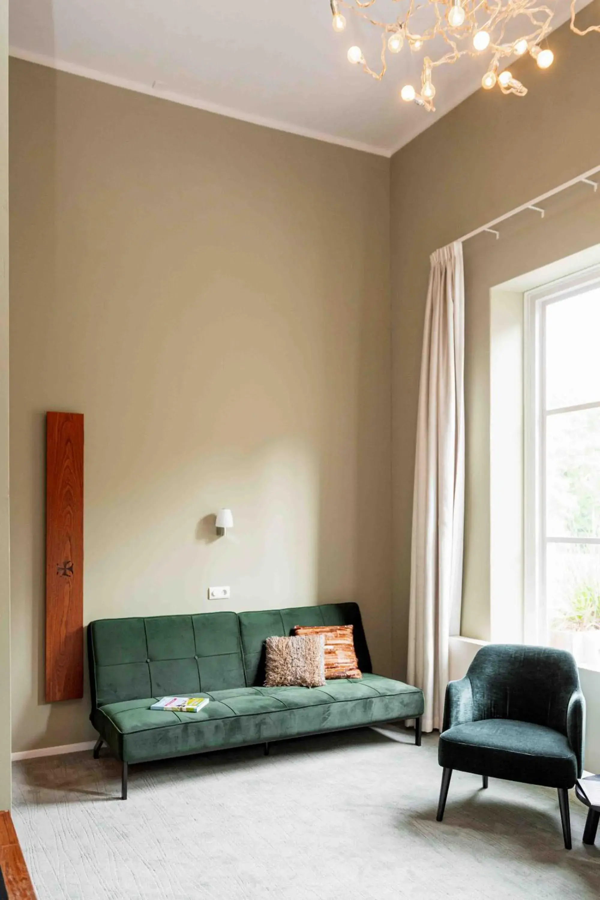 Double Room with Balcony - single occupancy in Leerhotel Het Klooster Double Room with Balcony - single occupancy in Leerhotel Het Klooster