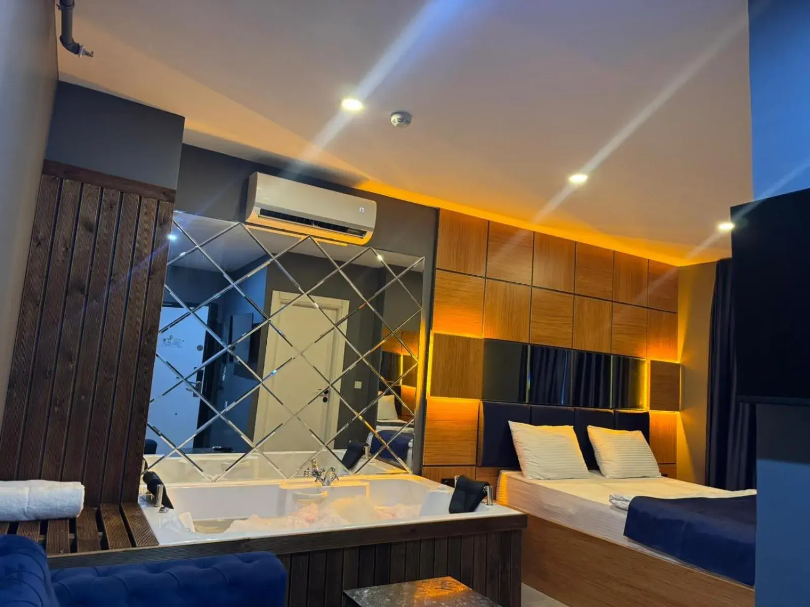 Bedroom in Guest Suites Bedroom in Guest Suites