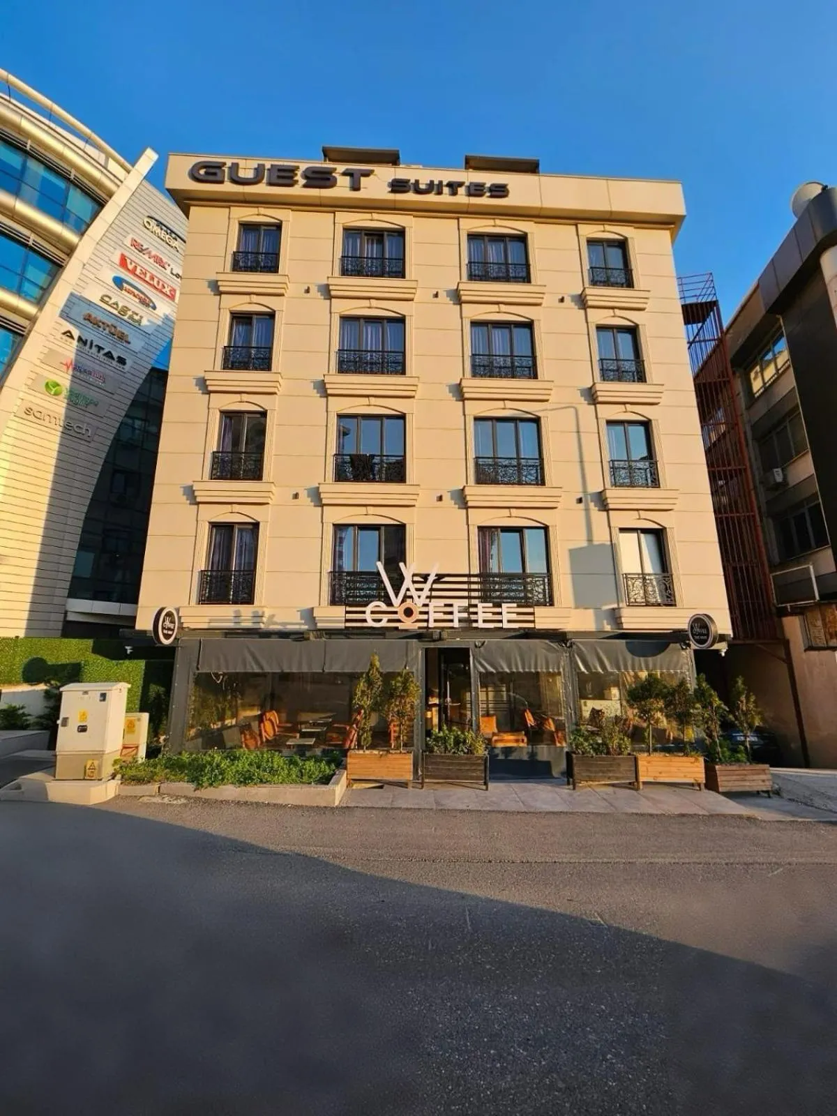 Property building in Guest Suites