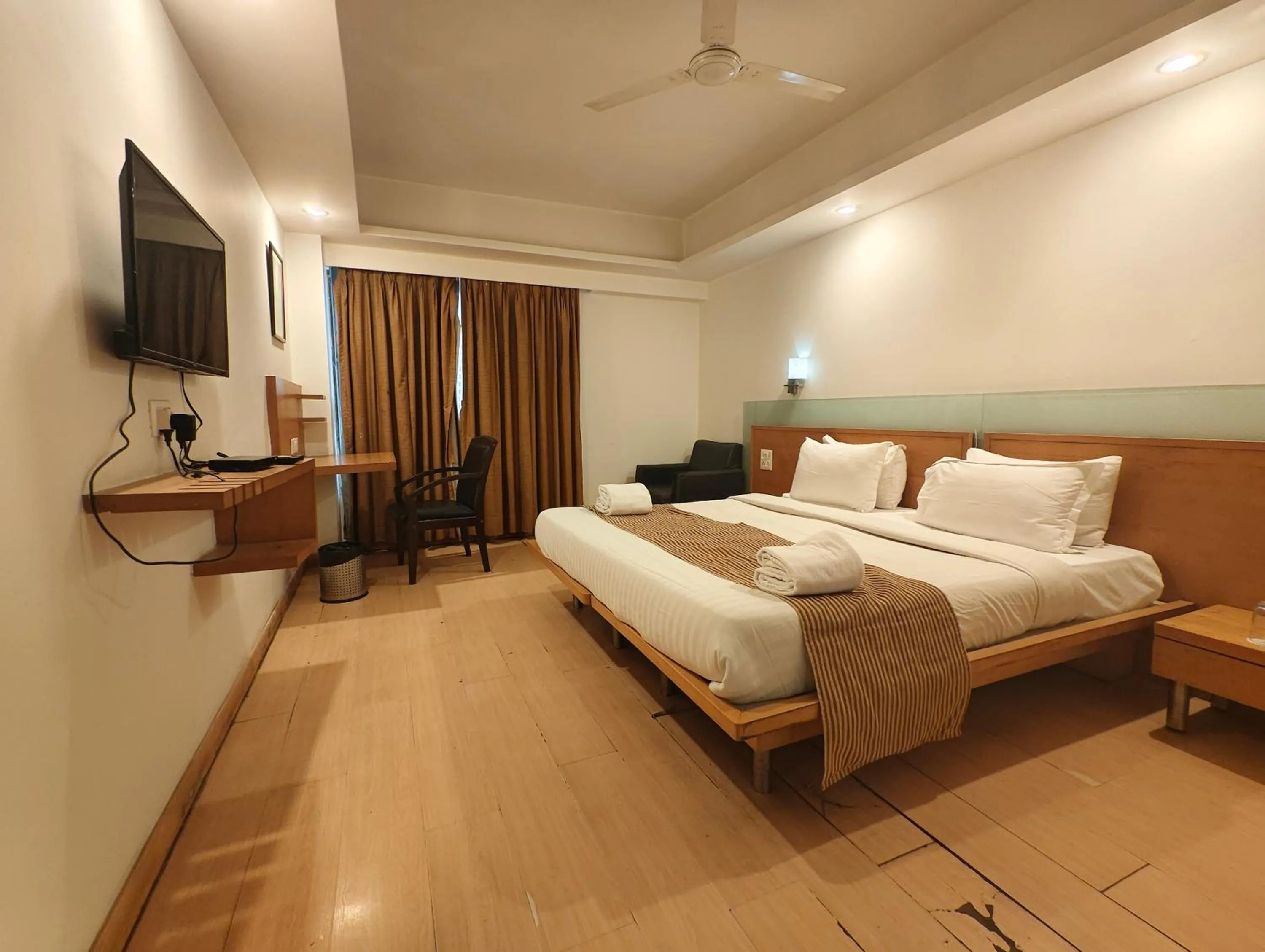 Photo of the whole room, Bed in The Sky Comfort, Ahmedabad