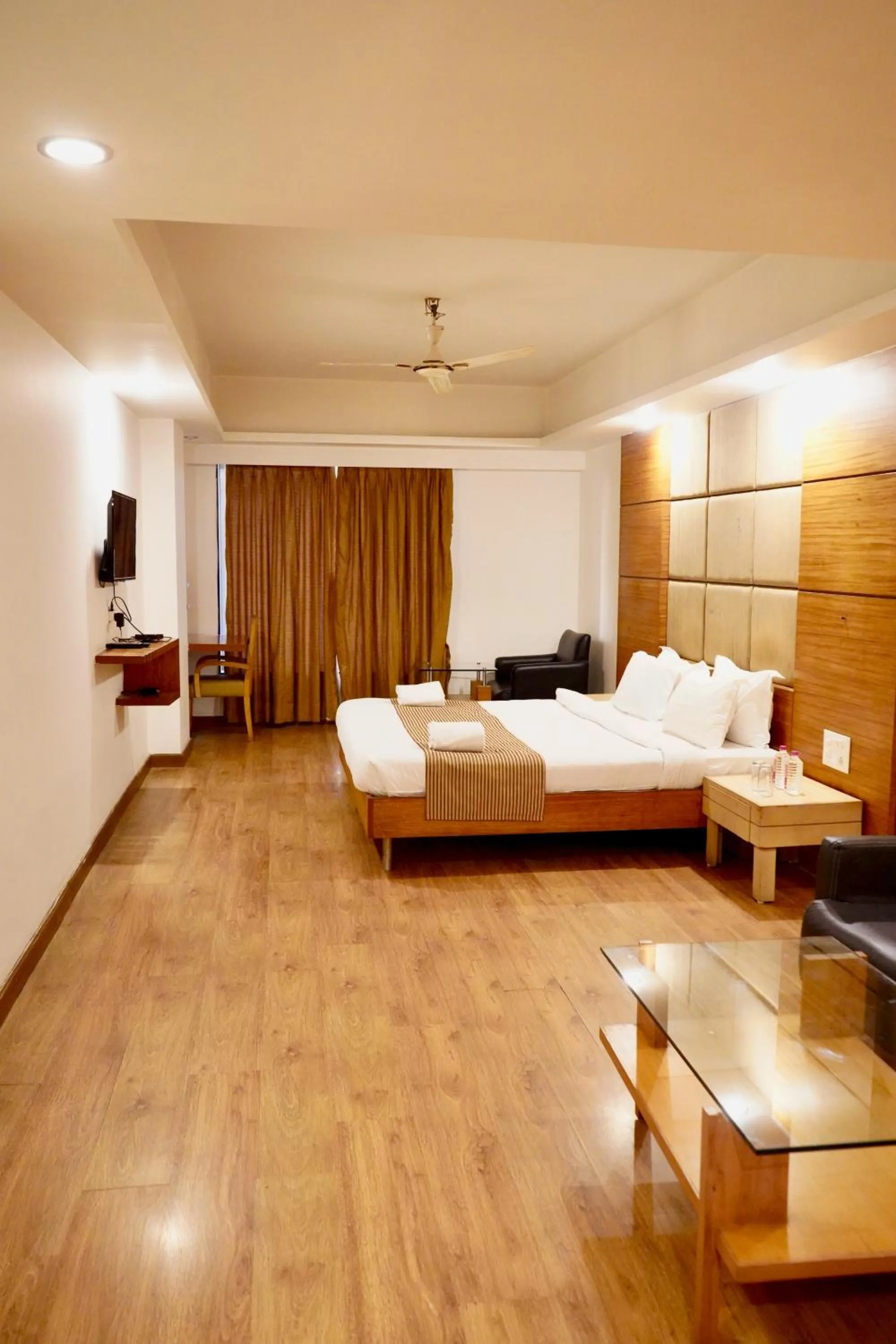 Bed in The Sky Comfort, Ahmedabad