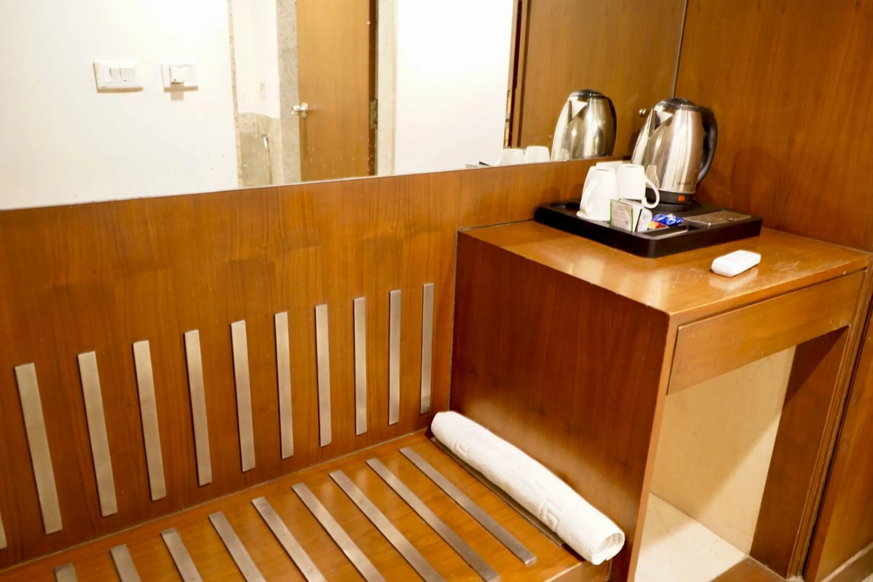 Coffee/tea facilities in The Sky Comfort, Ahmedabad
