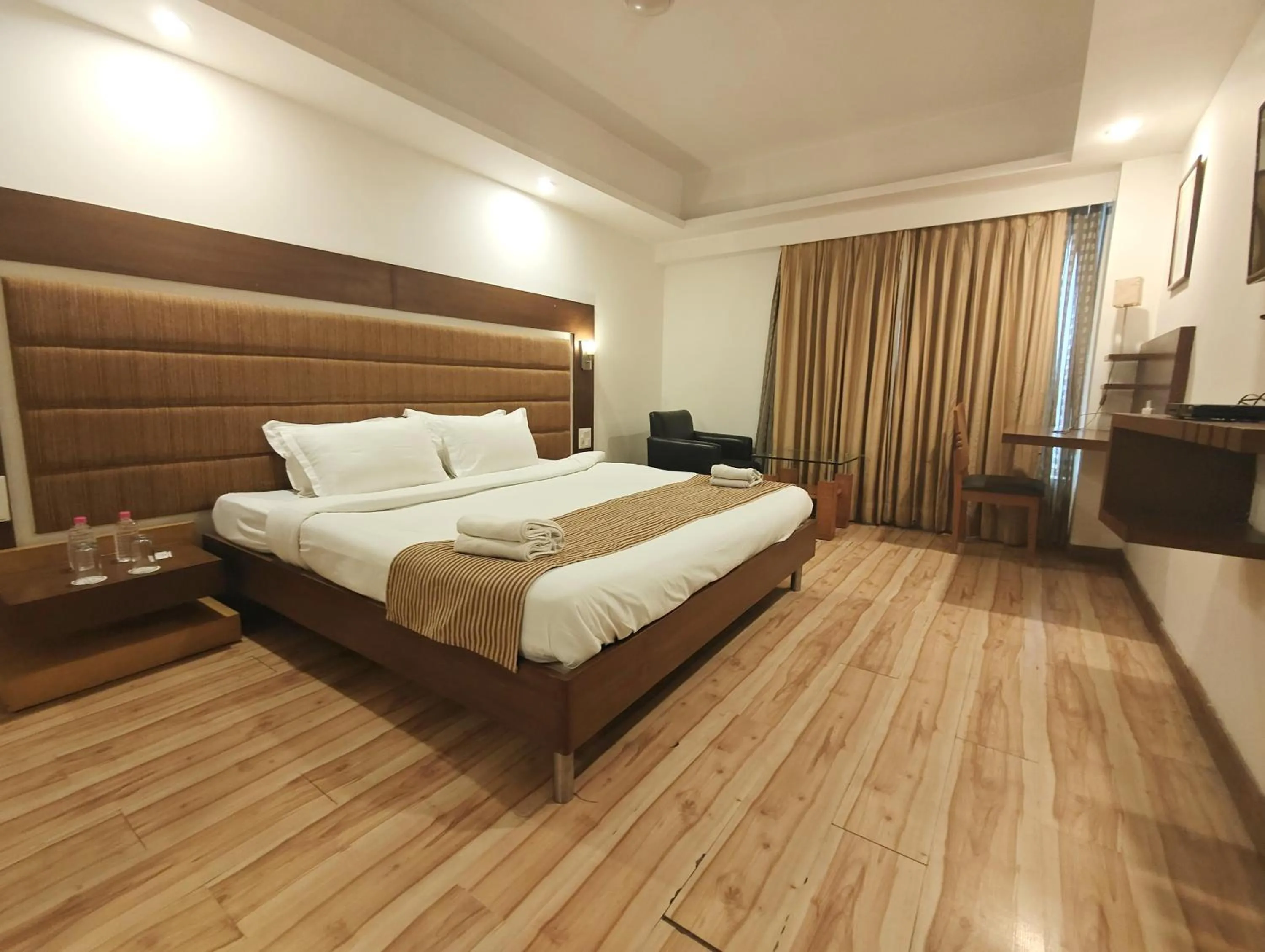 Photo of the whole room, Bed in The Sky Comfort, Ahmedabad