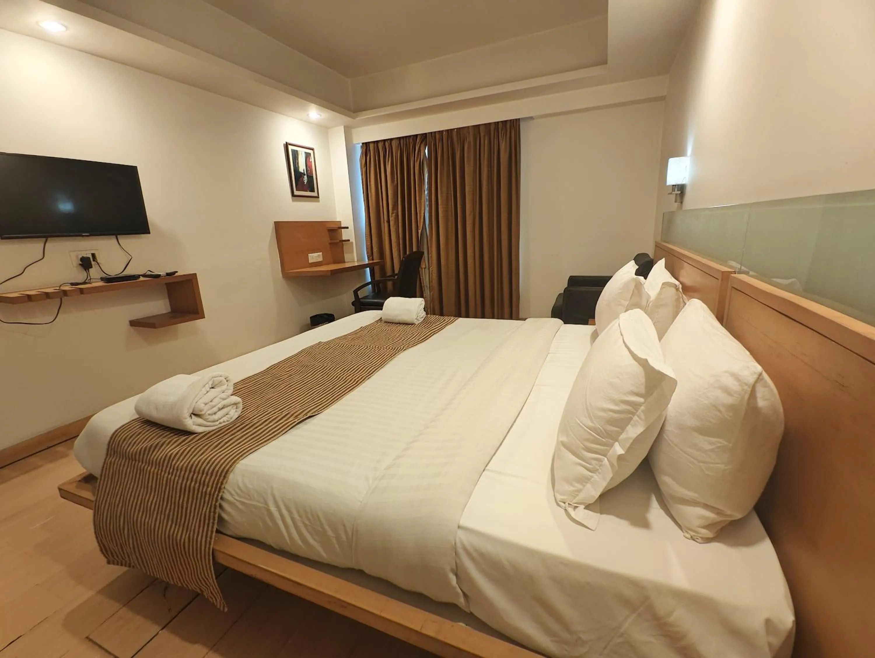 Bedroom, Bed in The Sky Comfort, Ahmedabad