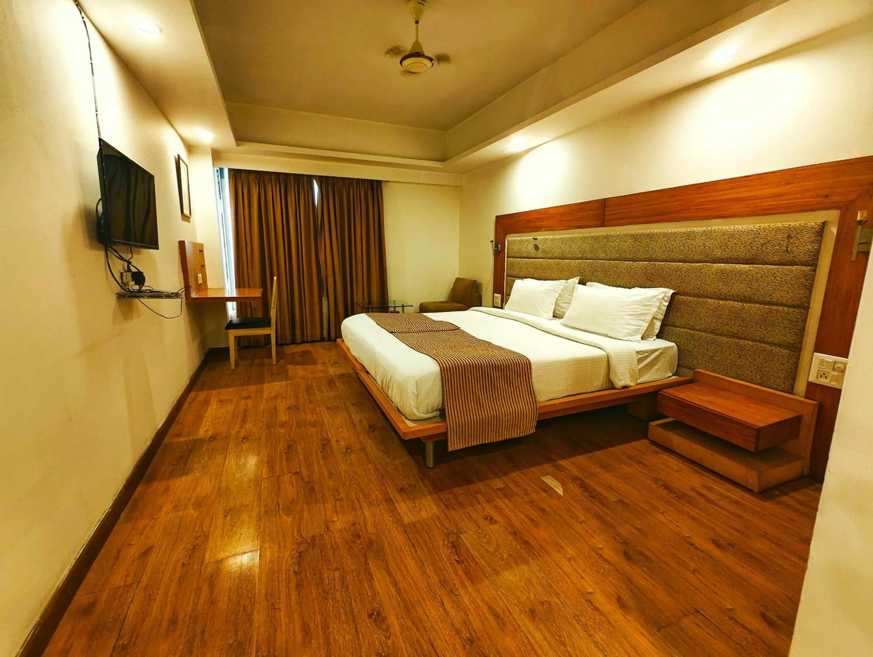 Photo of the whole room, Bed in The Sky Comfort, Ahmedabad