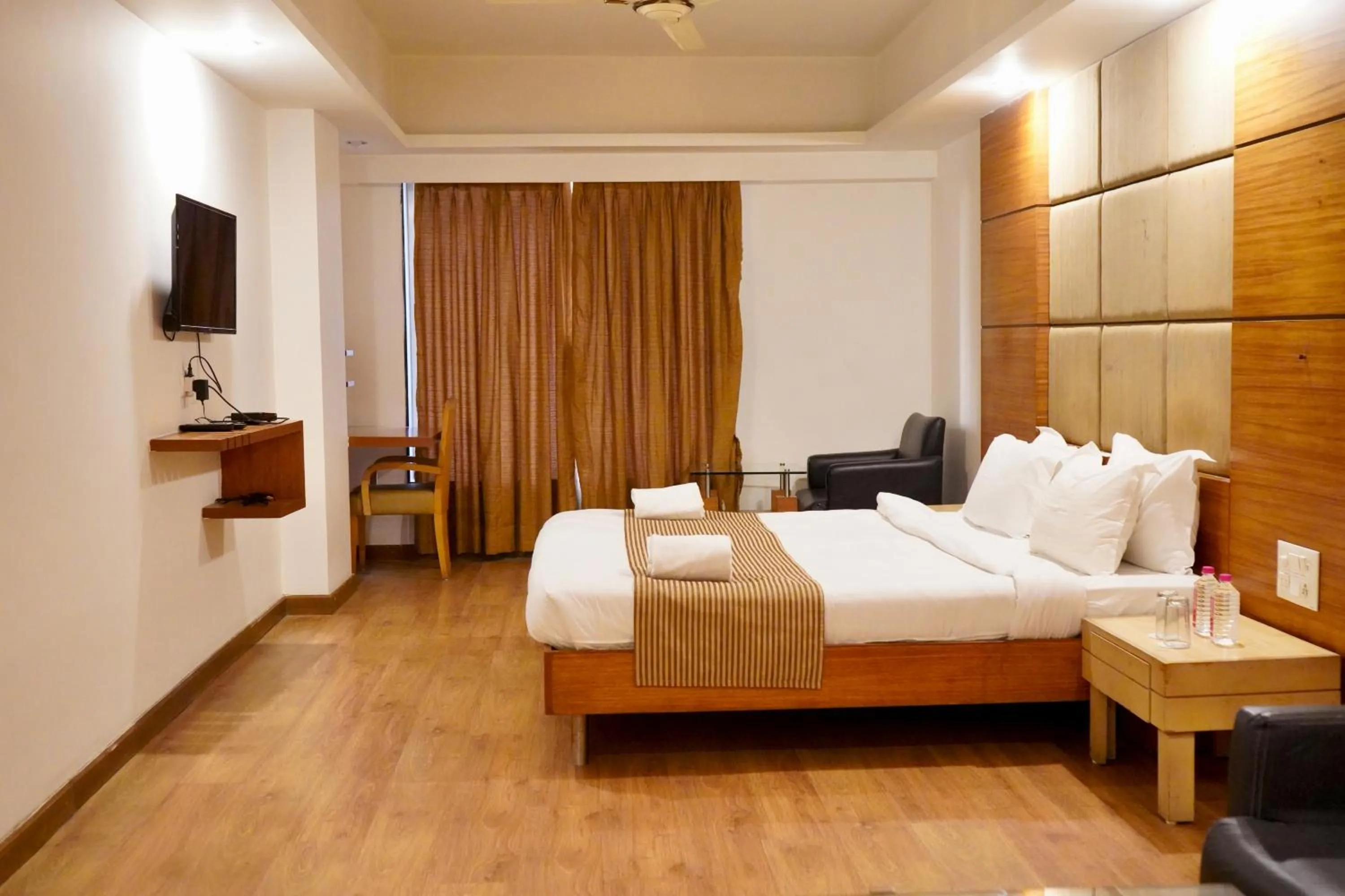 Bed in The Sky Comfort, Ahmedabad