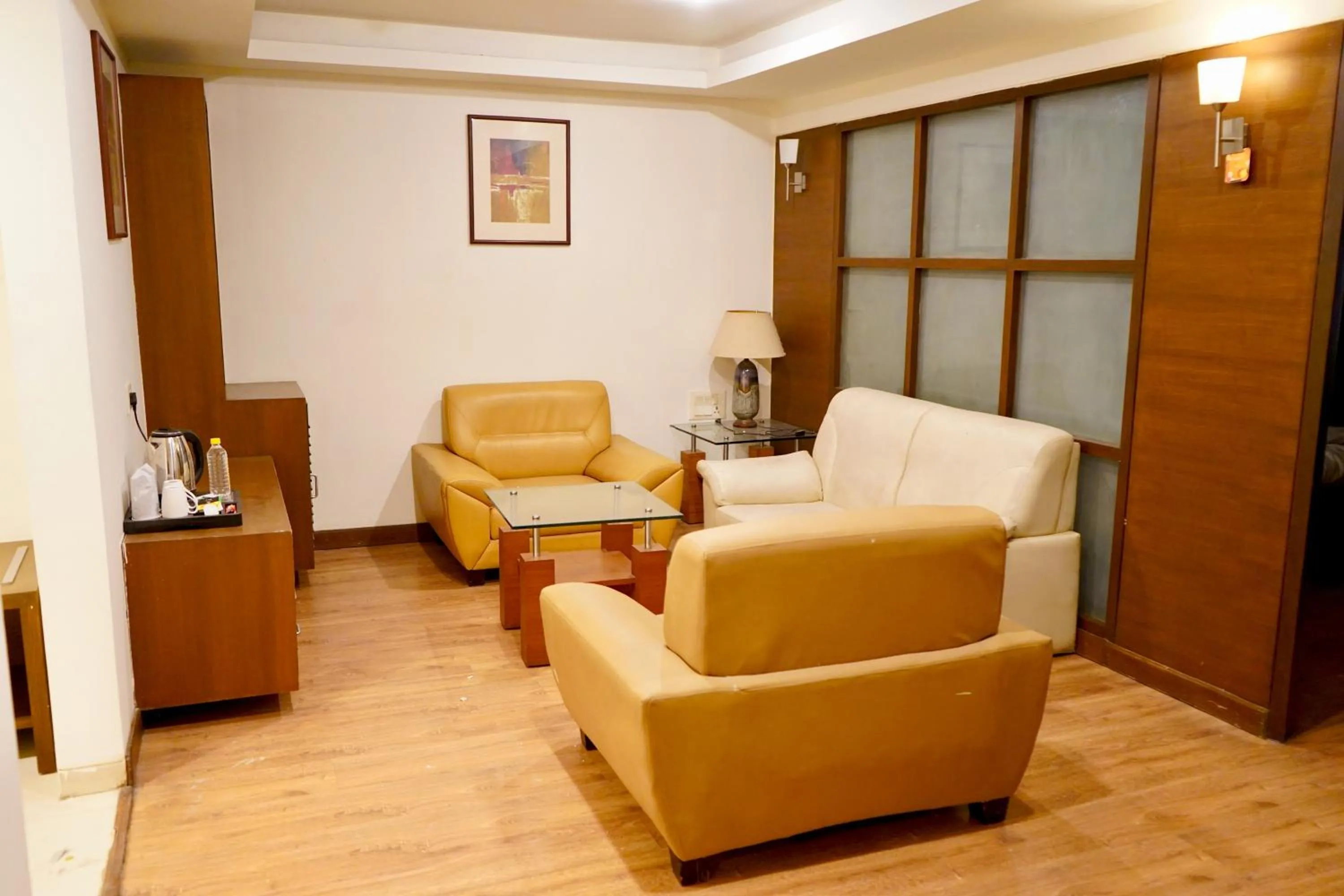 Lounge or bar in The Sky Comfort, Ahmedabad