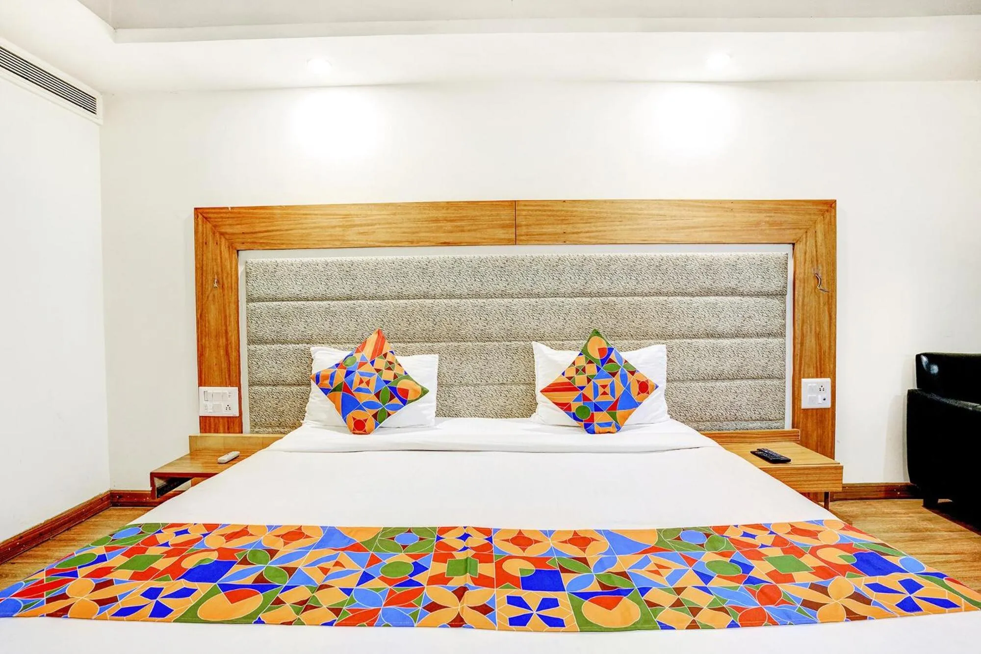 Bed in The Sky Comfort, Ahmedabad